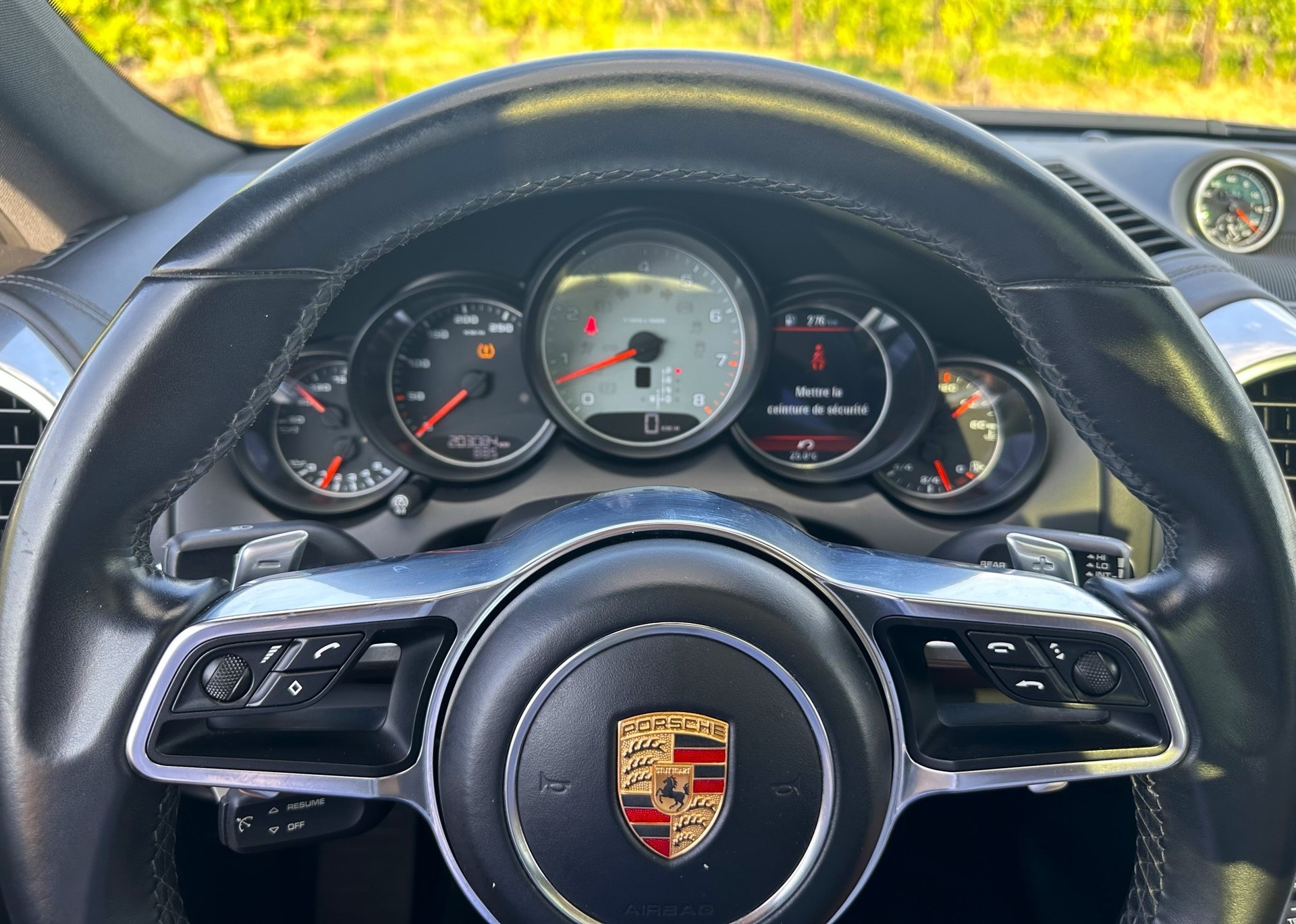 PORSCHE Cayenne S-image-16