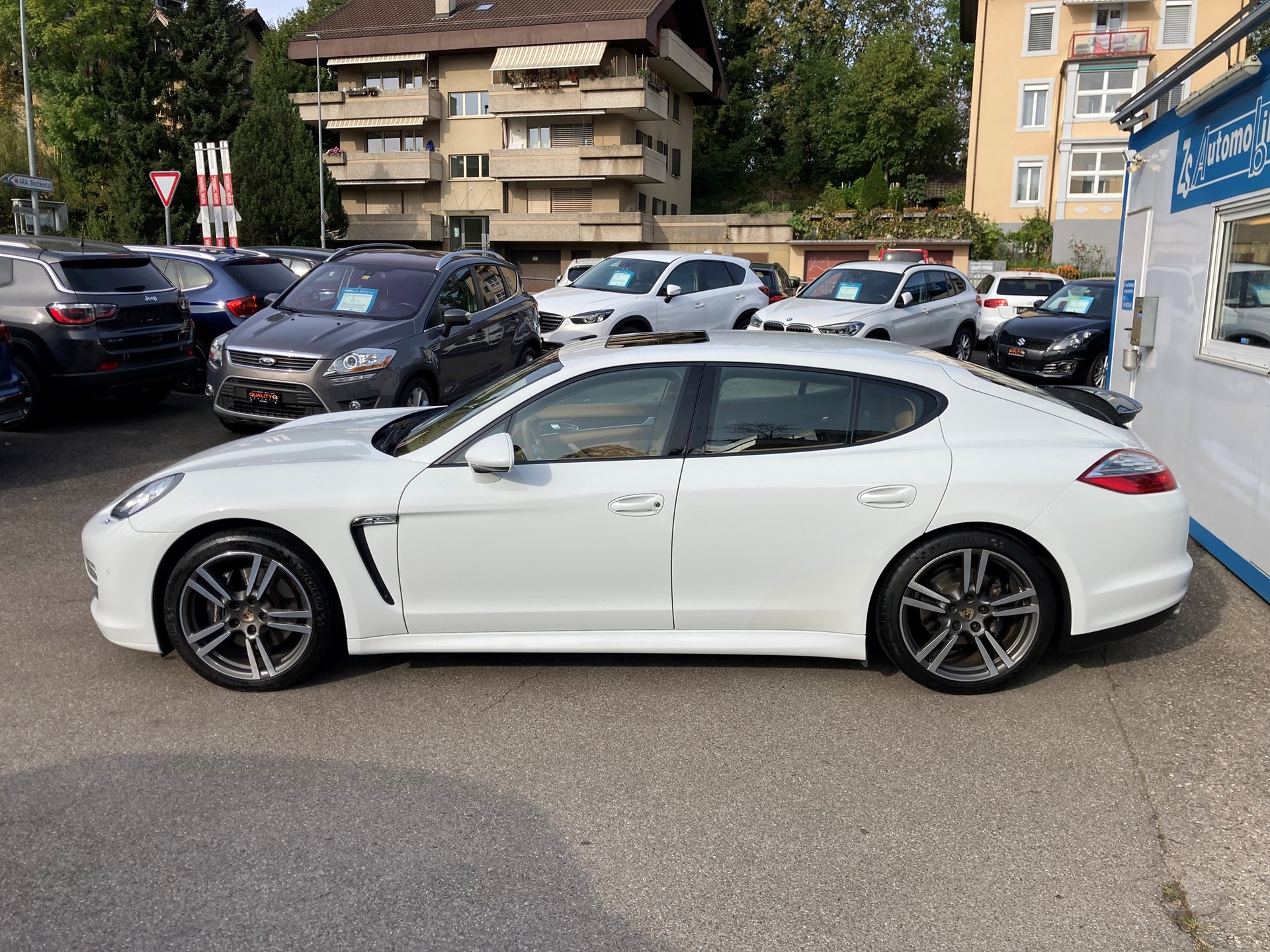 PORSCHE Panamera 4 3.6 PDK-image-1