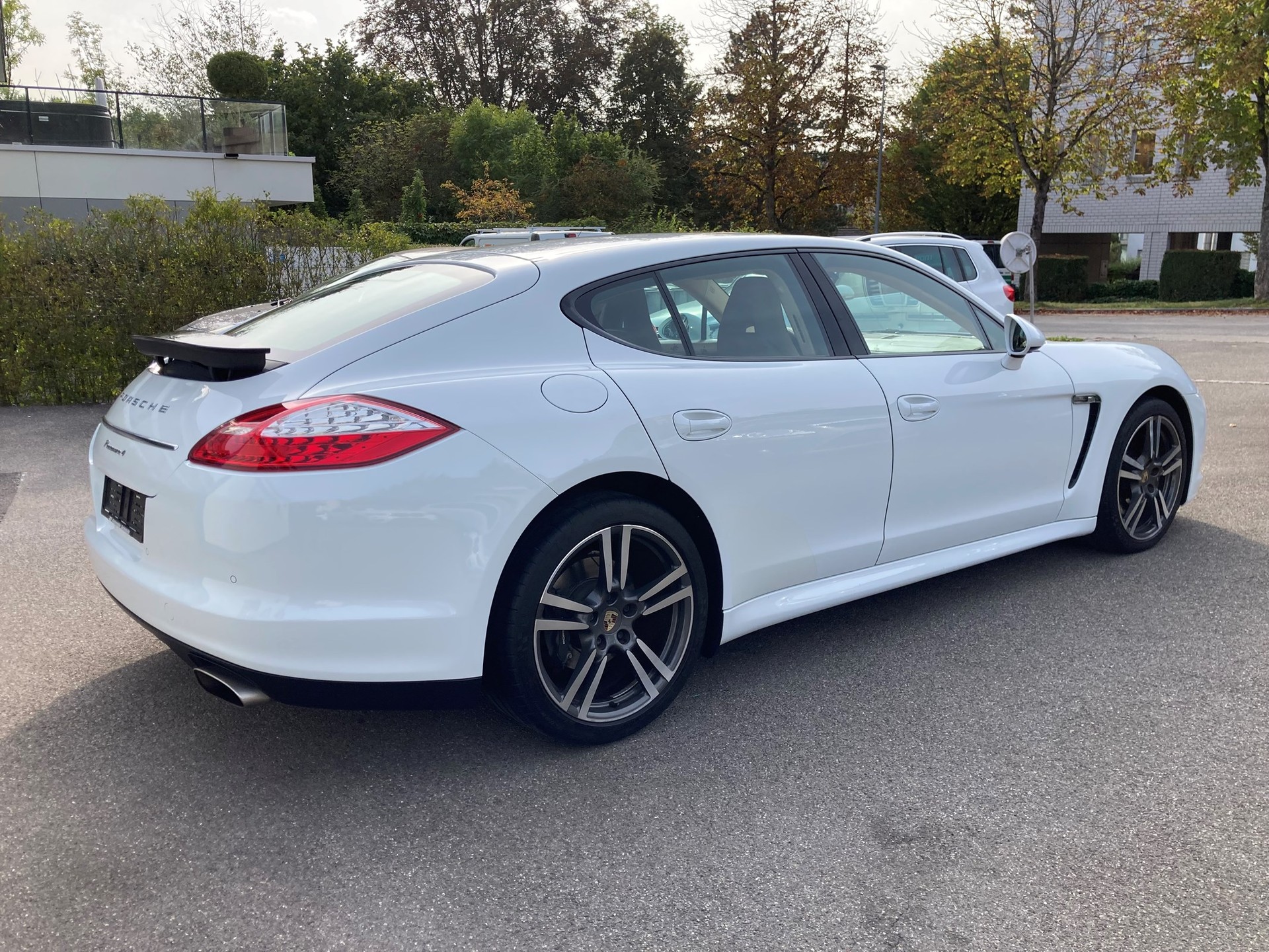 PORSCHE Panamera 4 3.6 PDK-image-4
