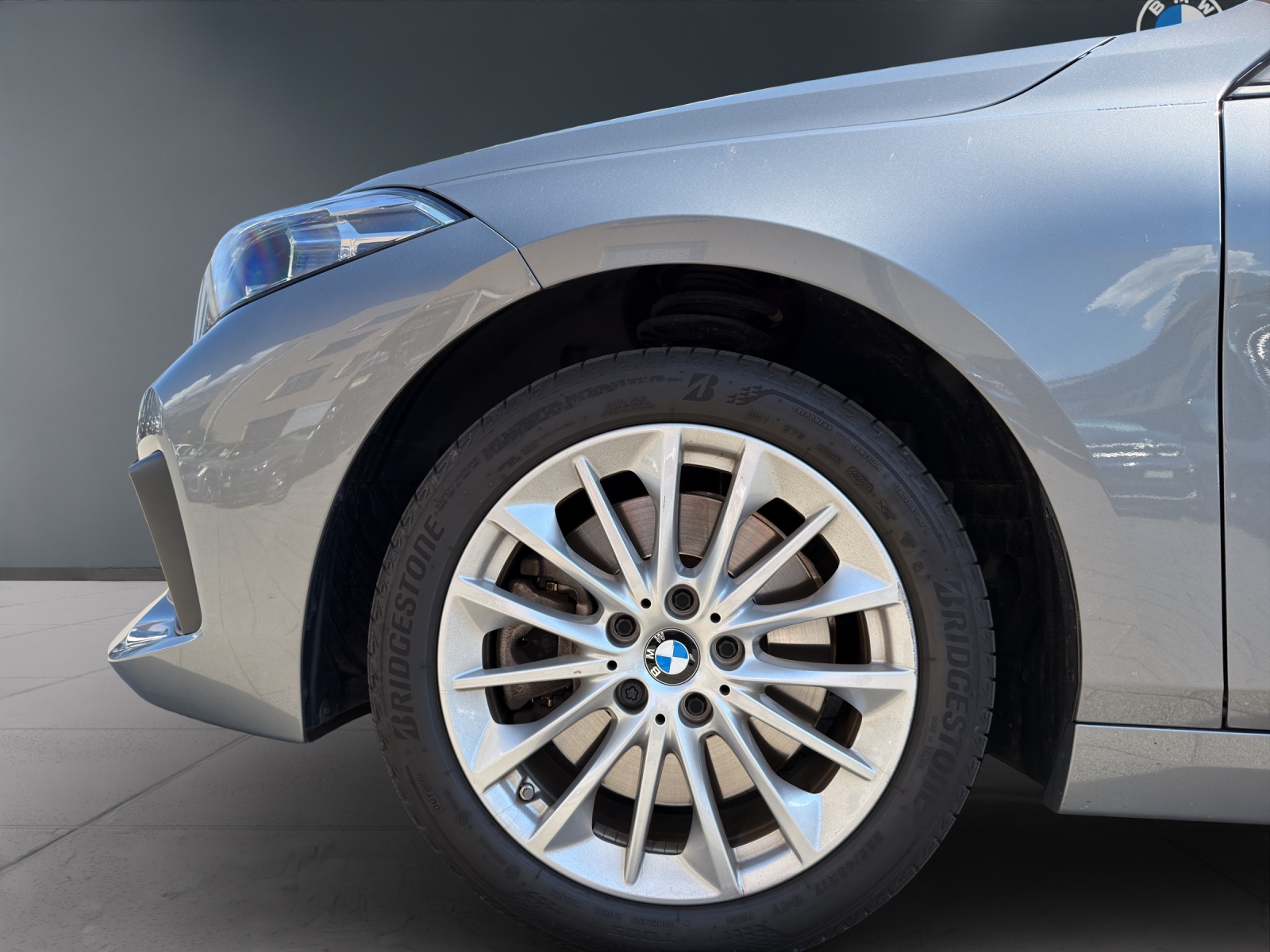 BMW 120d xDrive-image-8