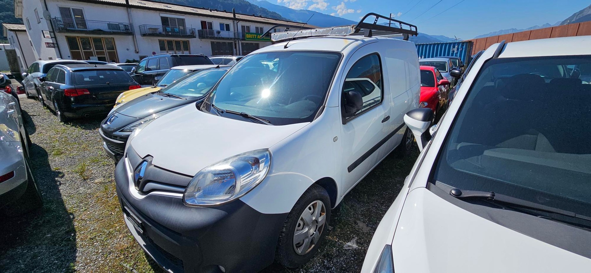 RENAULT Kangoo Medium dCi 75 Access-image-6