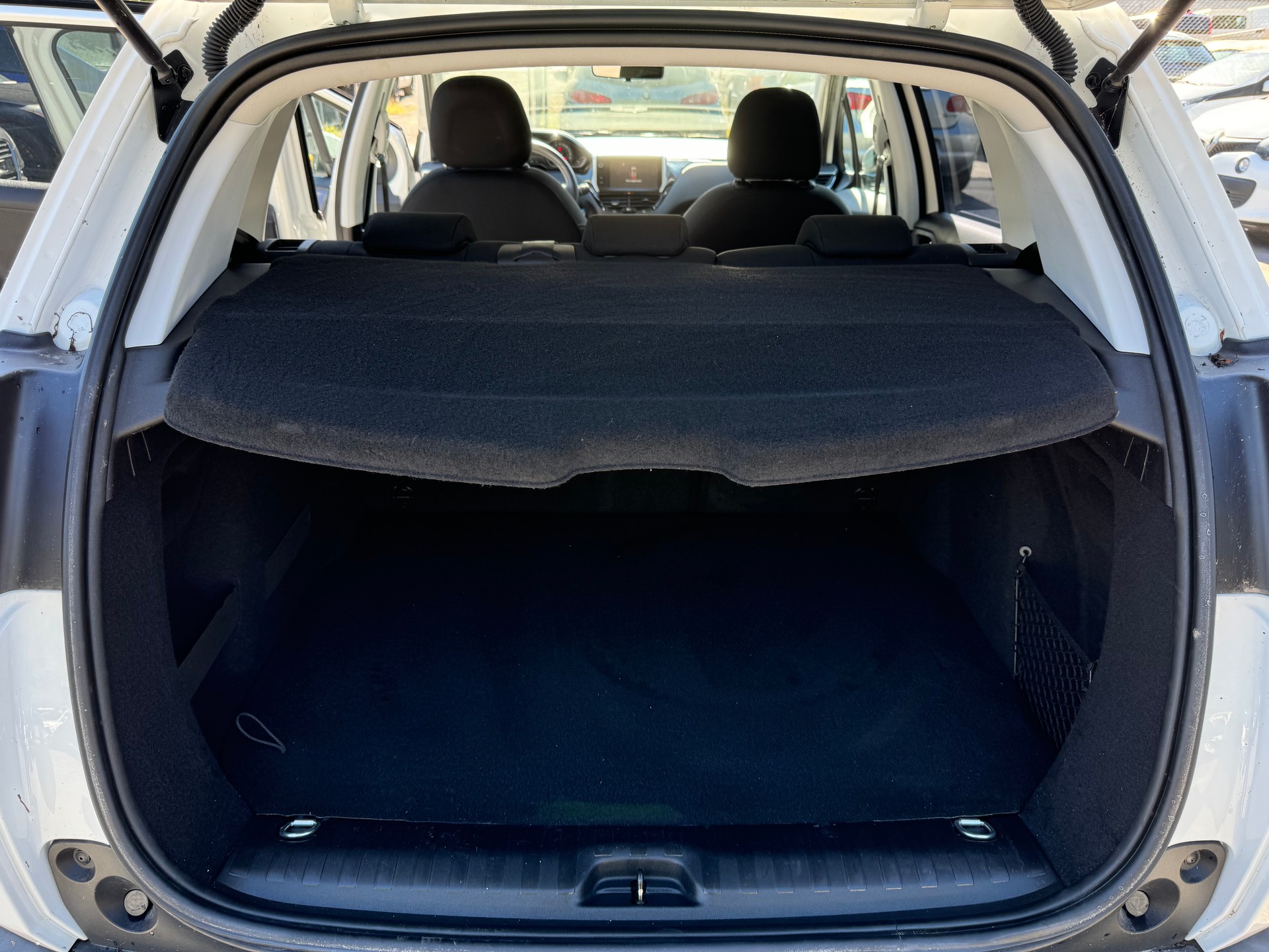 PEUGEOT 2008 1.2 PureTech Active-image-14