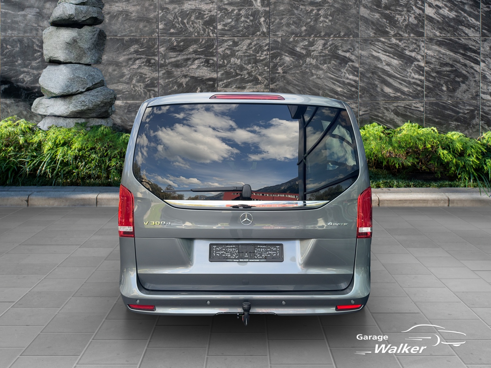 MERCEDES-BENZ V 300 d lang 4Matic 9G-Tronic-image-3