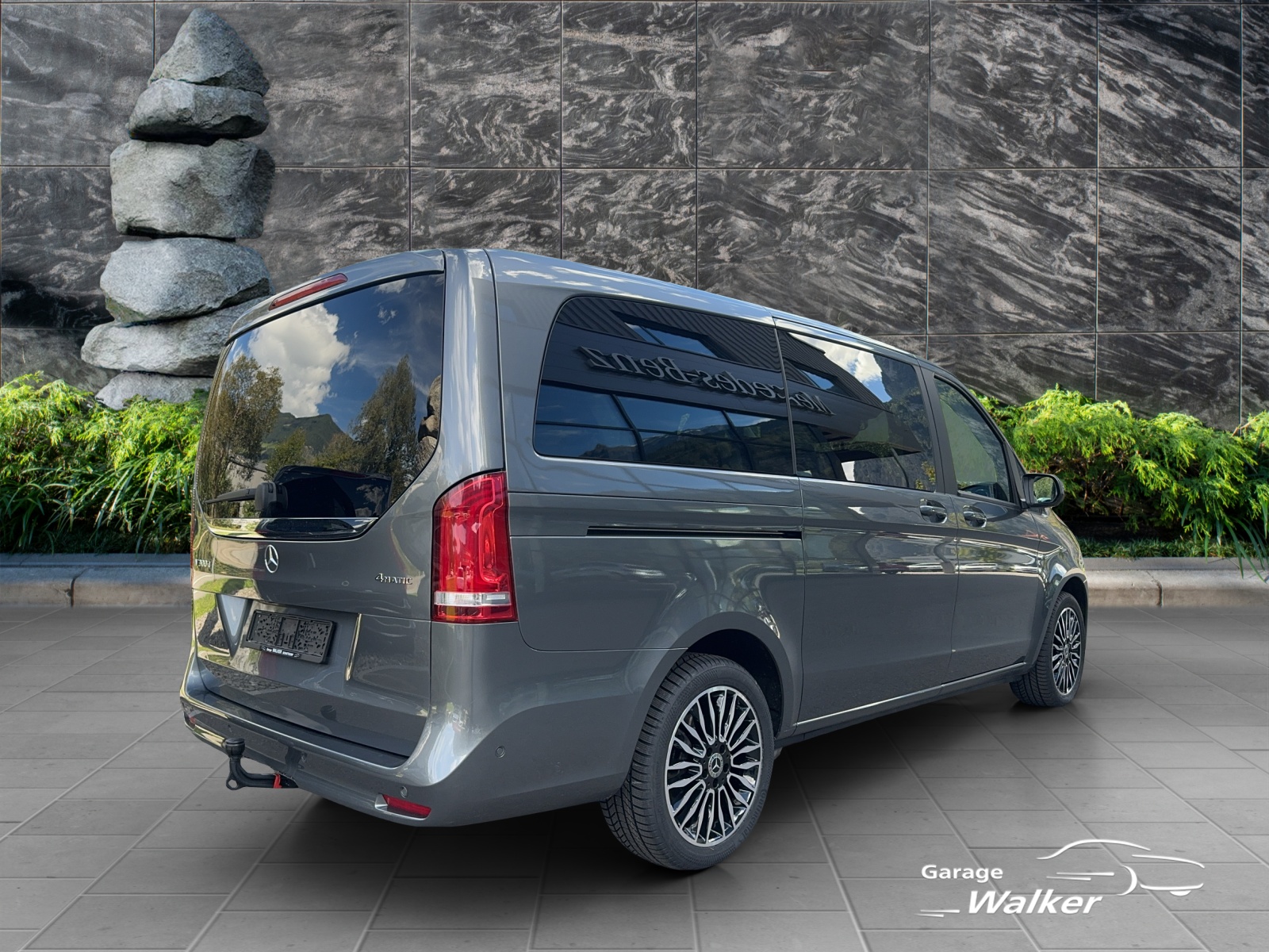MERCEDES-BENZ V 300 d lang 4Matic 9G-Tronic-image-5