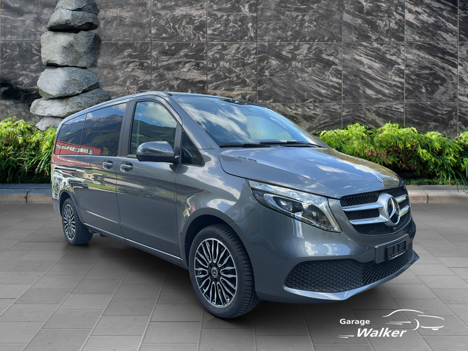 MERCEDES-BENZ V 300 d lang 4Matic 9G-Tronic-image-7