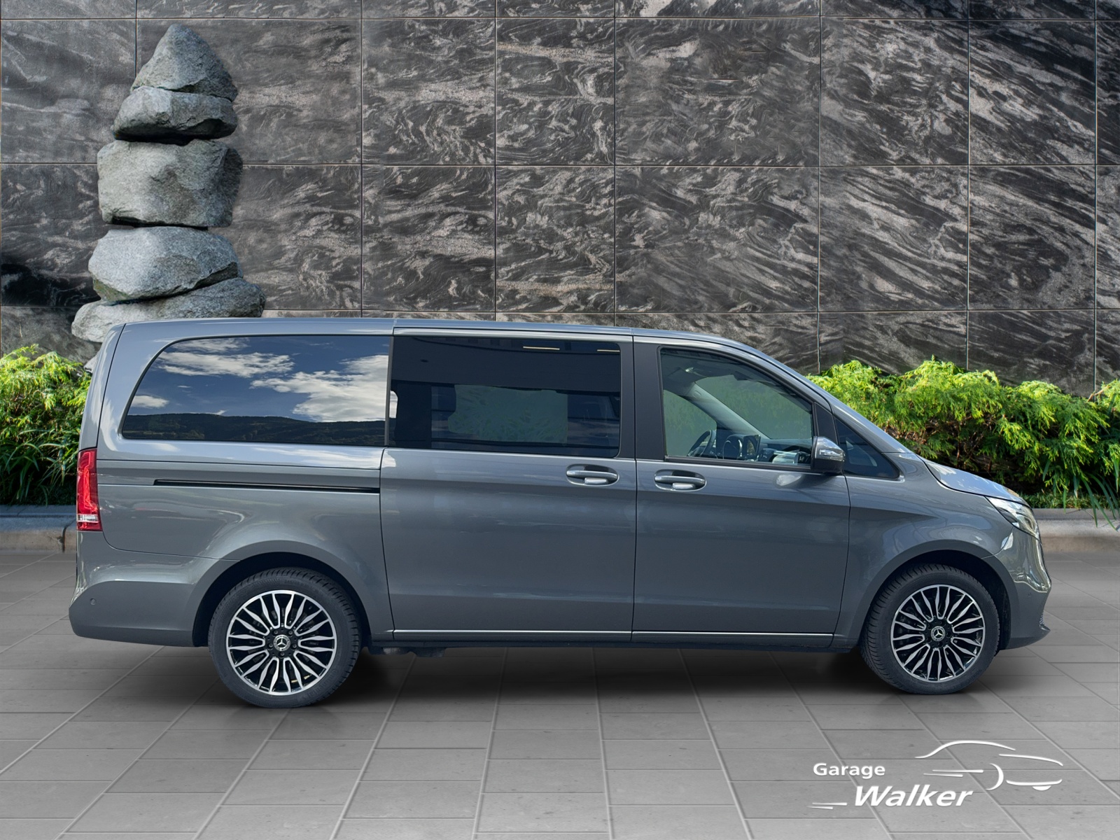 MERCEDES-BENZ V 300 d lang 4Matic 9G-Tronic-image-6