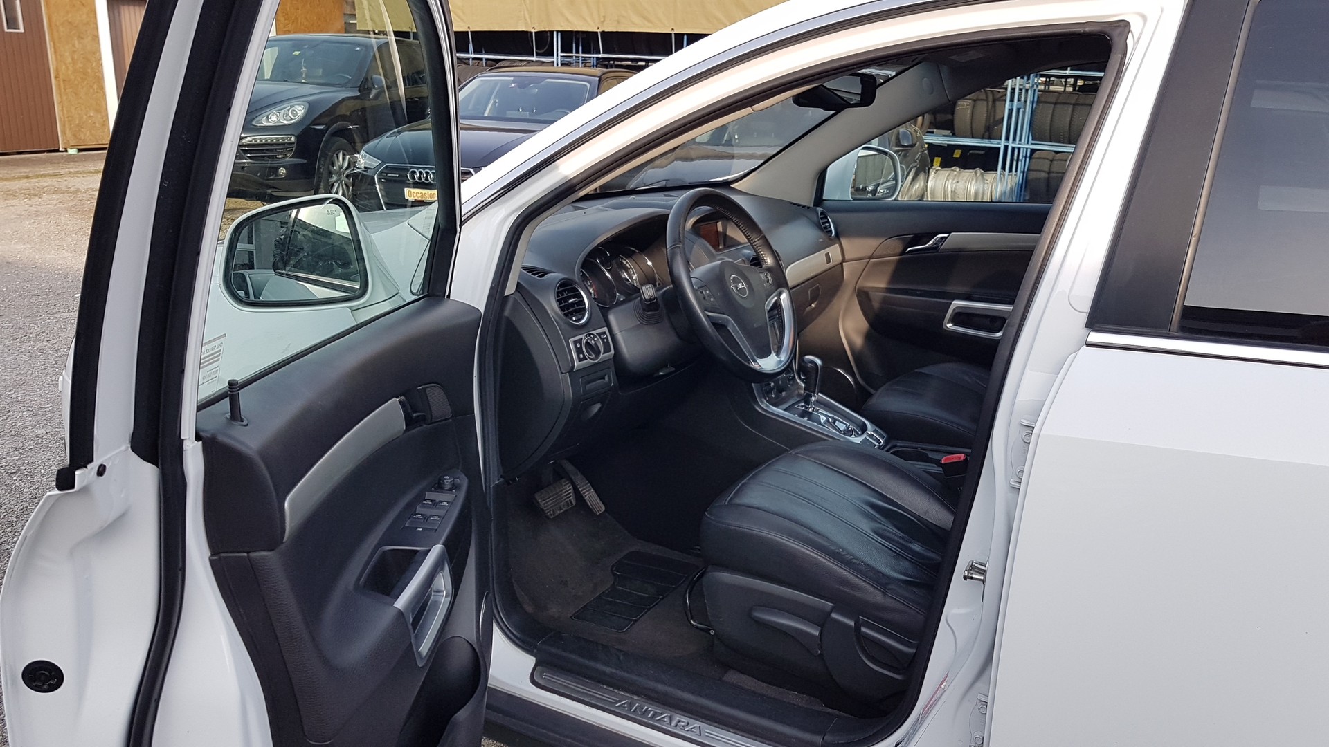 OPEL Antara 2.2 CDTi Cosmo 4WD Automatic-image-5