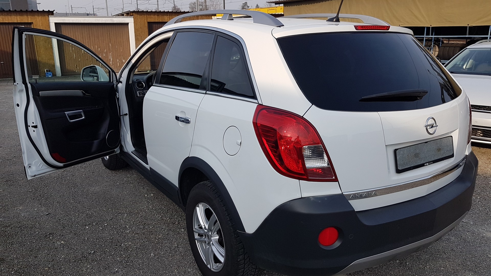 OPEL Antara 2.2 CDTi Cosmo 4WD Automatic-image-4