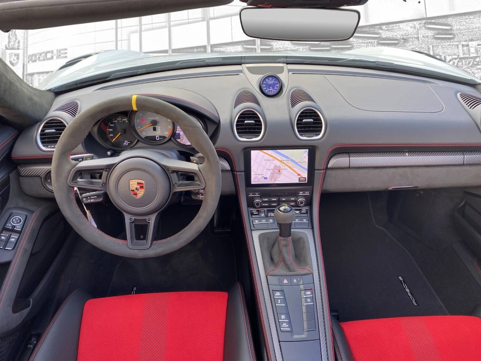 PORSCHE 718 Spyder RS-image-12
