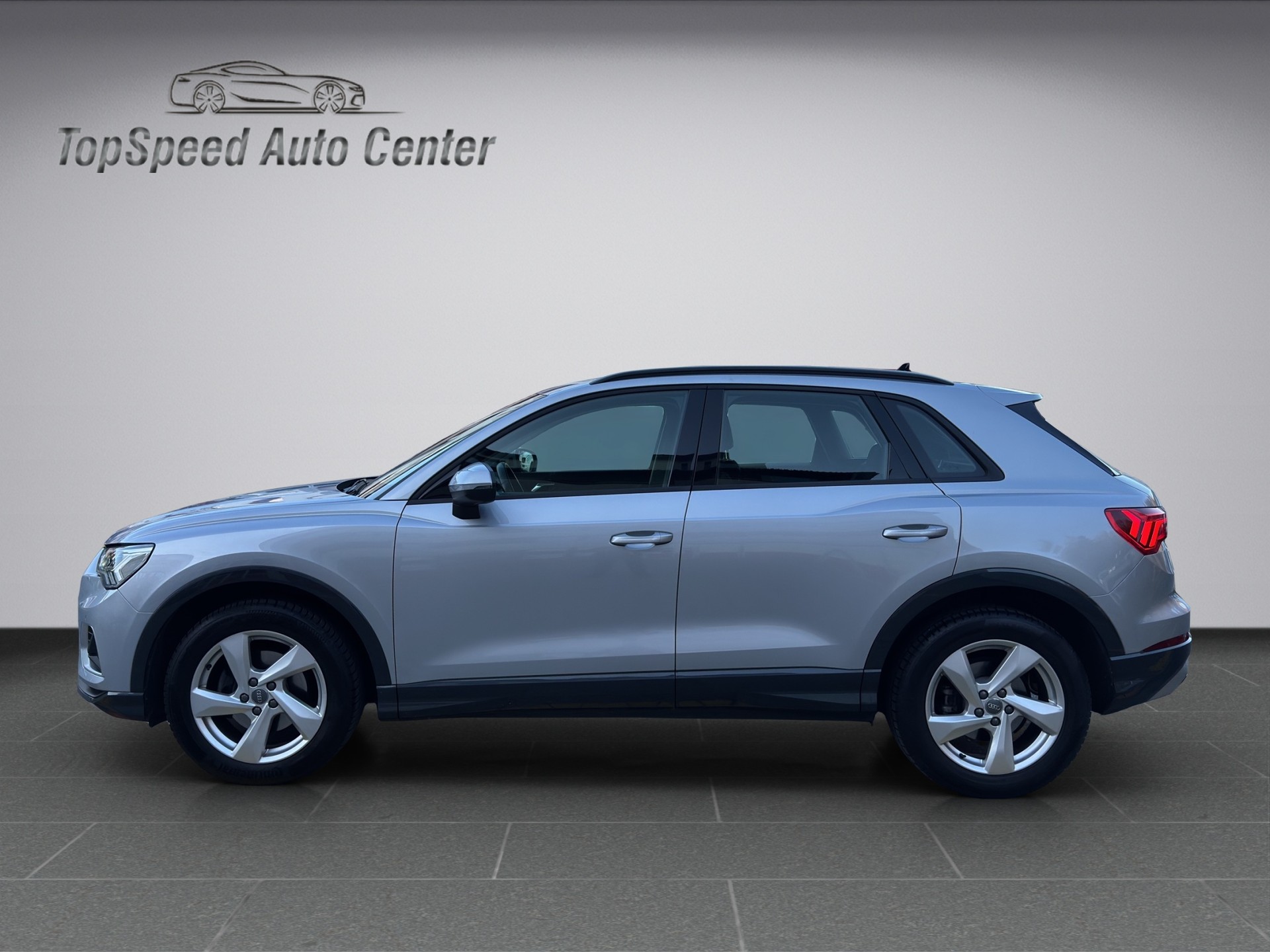 AUDI Q3 35 TDI advanced S-tronic-image-2