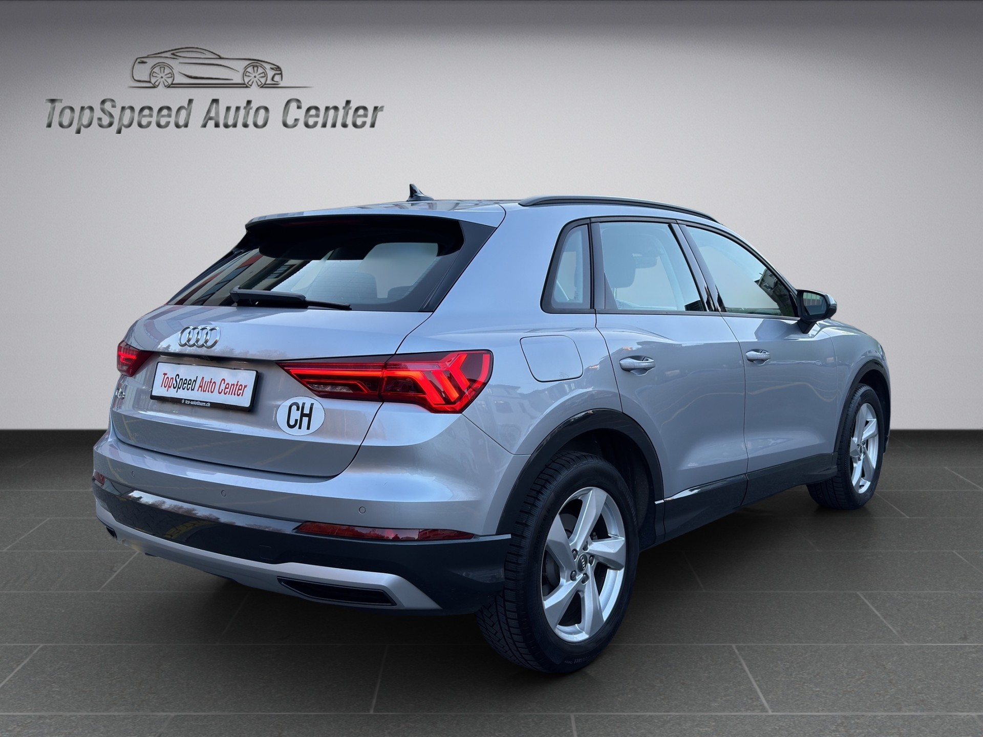 AUDI Q3 35 TDI advanced S-tronic-image-5