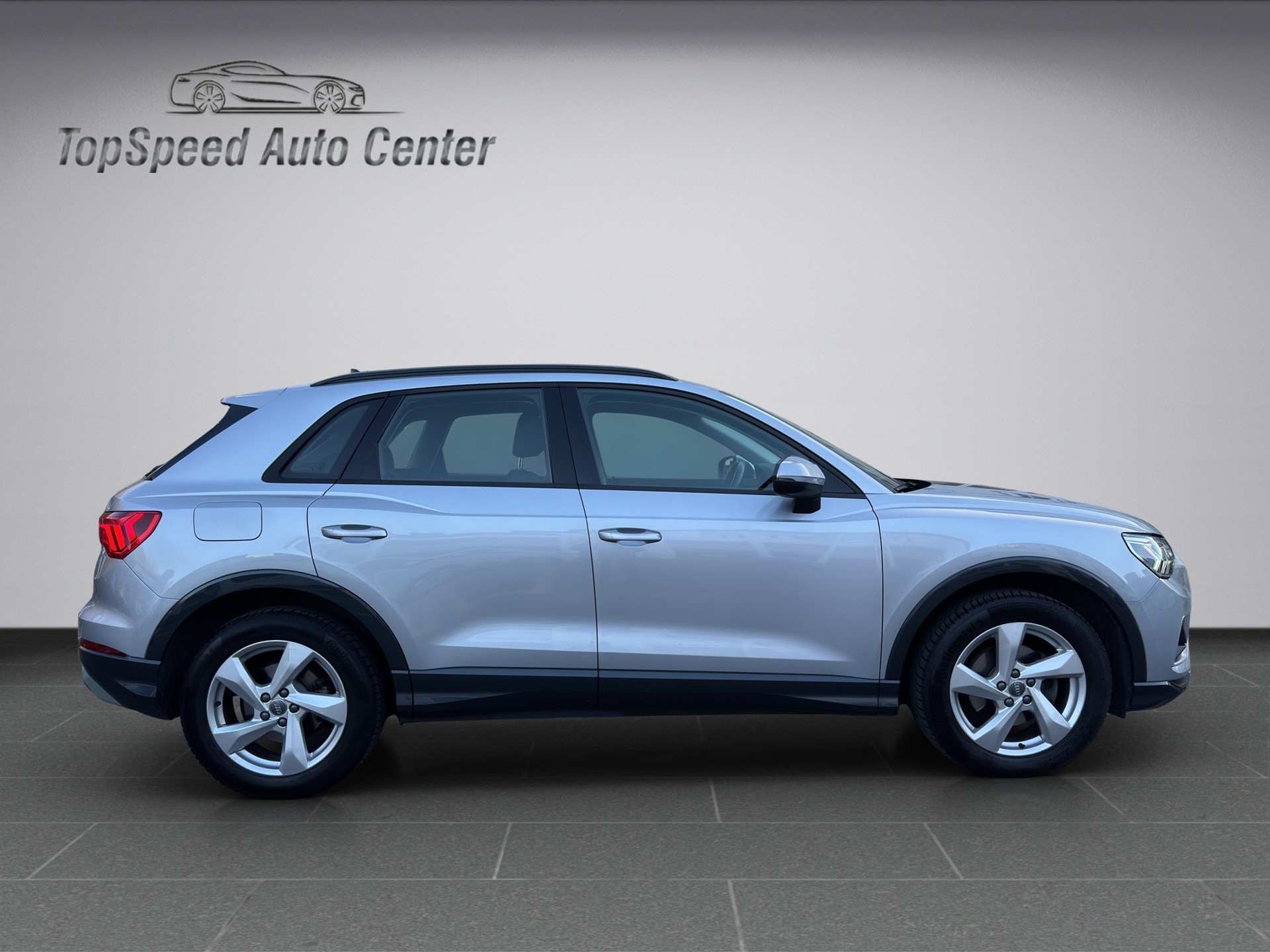 AUDI Q3 35 TDI advanced S-tronic-image-6