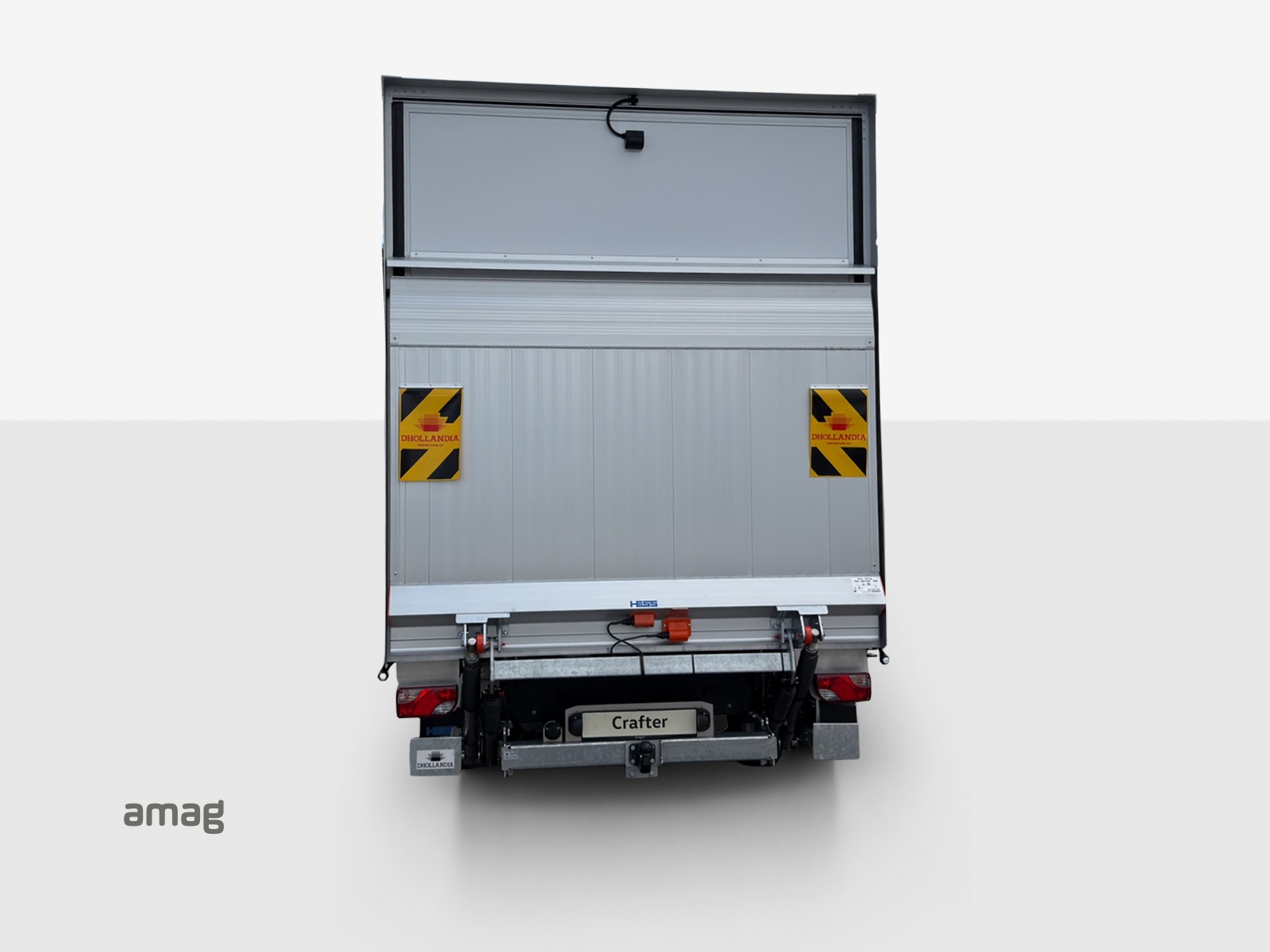 VW Crafter 35 2.0 TDI Koffer/Hebebuhne Champion L3-image-3