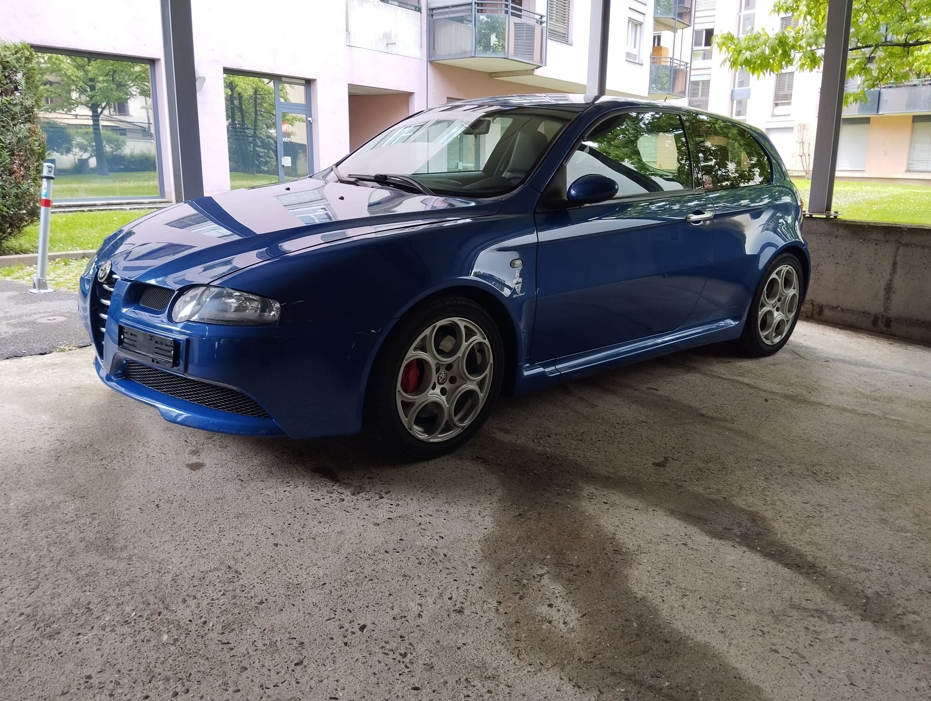 ALFA ROMEO 147 3.2 GTA-image-1