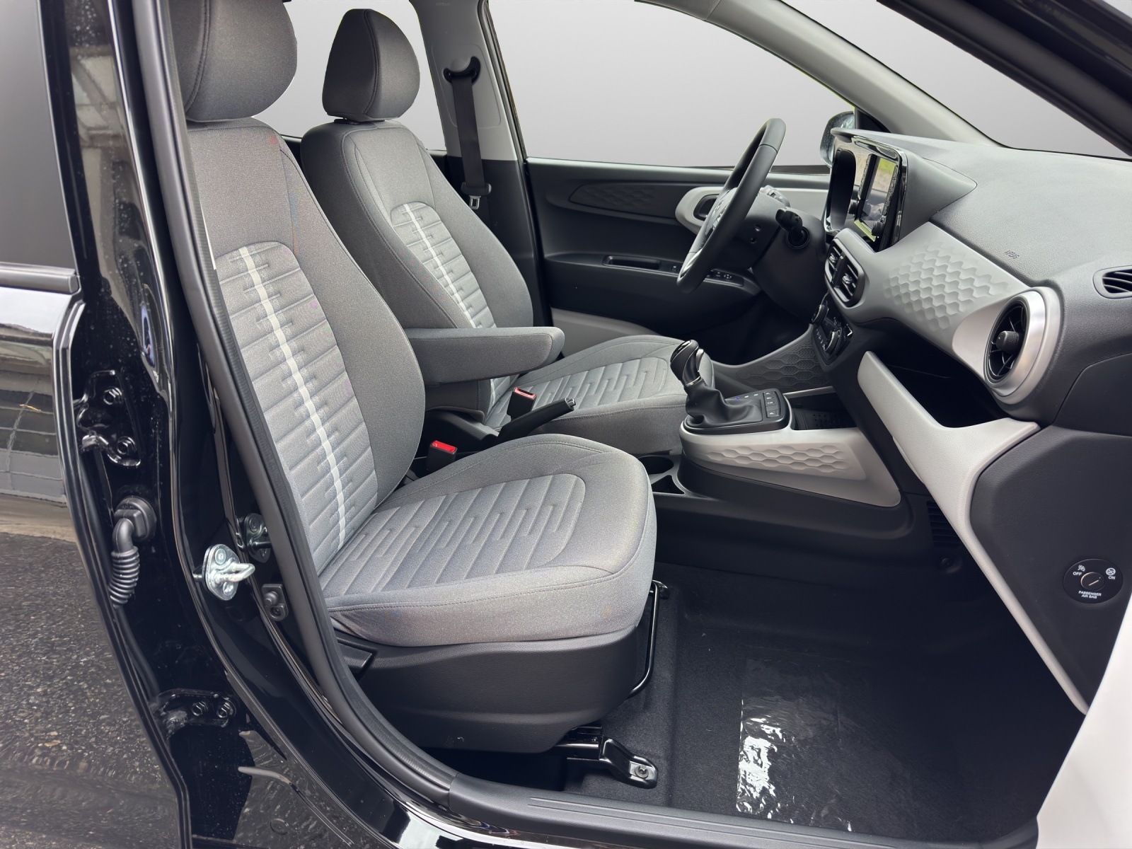 HYUNDAI i10 1.2 Vertex-image-5