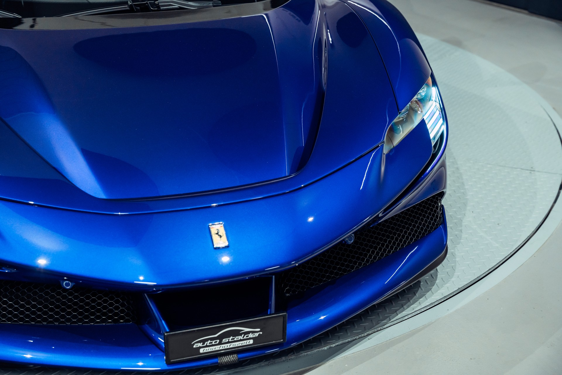 FERRARI SF90 Spider-image-14