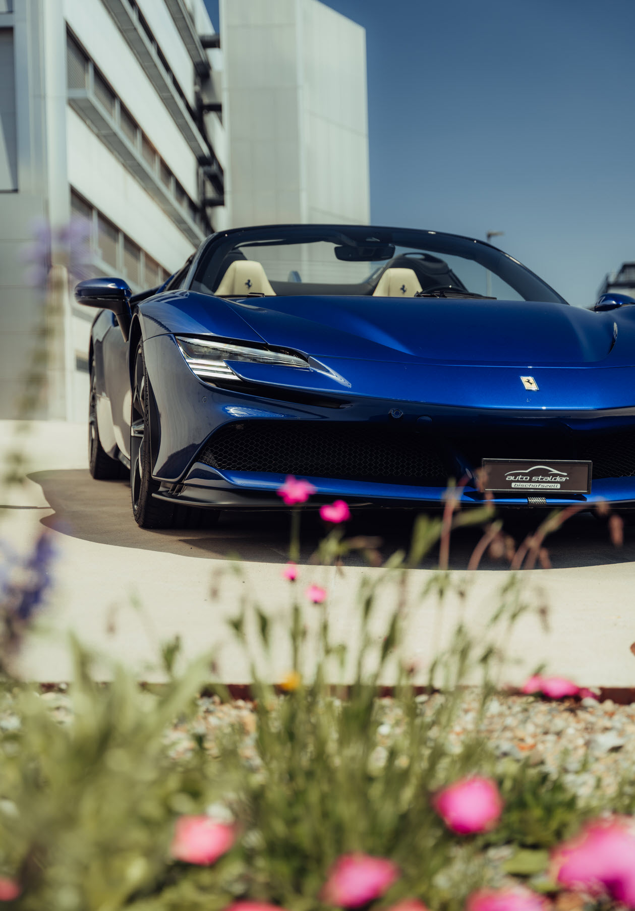 FERRARI SF90 Spider-image-3