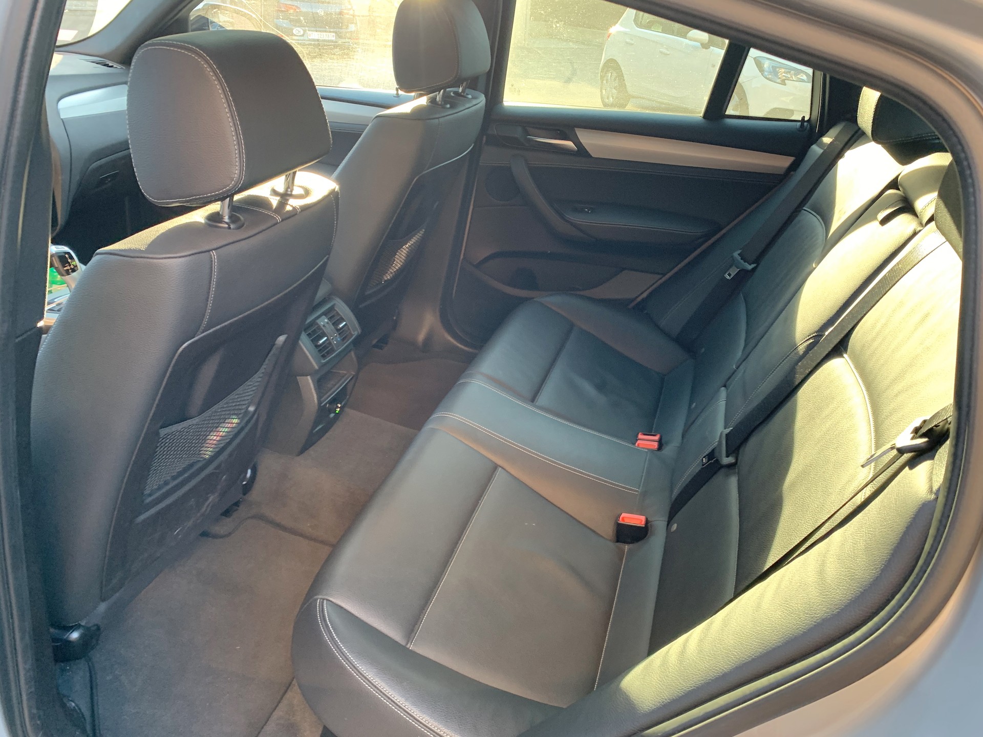 BMW X4 xDrive 20d M Sport Steptronic-image-8