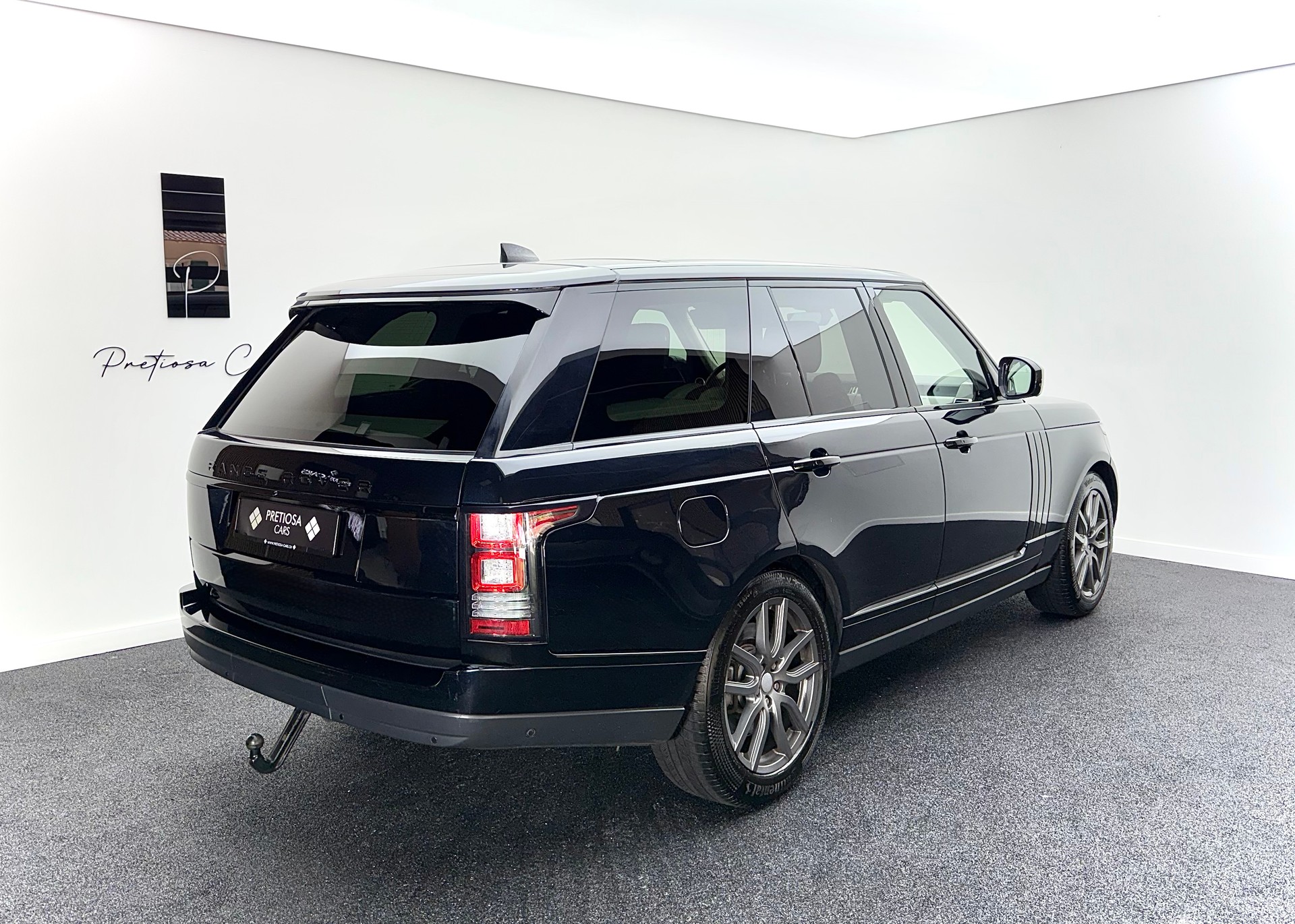 LAND ROVER Range Rover 4.4 SDV8 Vogue Automatic-image-4