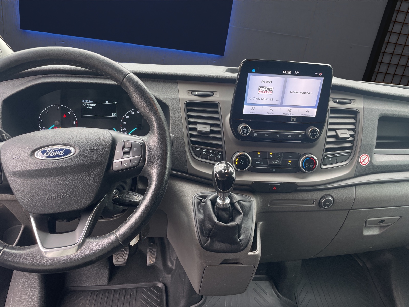FORD Transit Custom Van 300 L1 2.0 TDCi 105 PS Trend-image-7