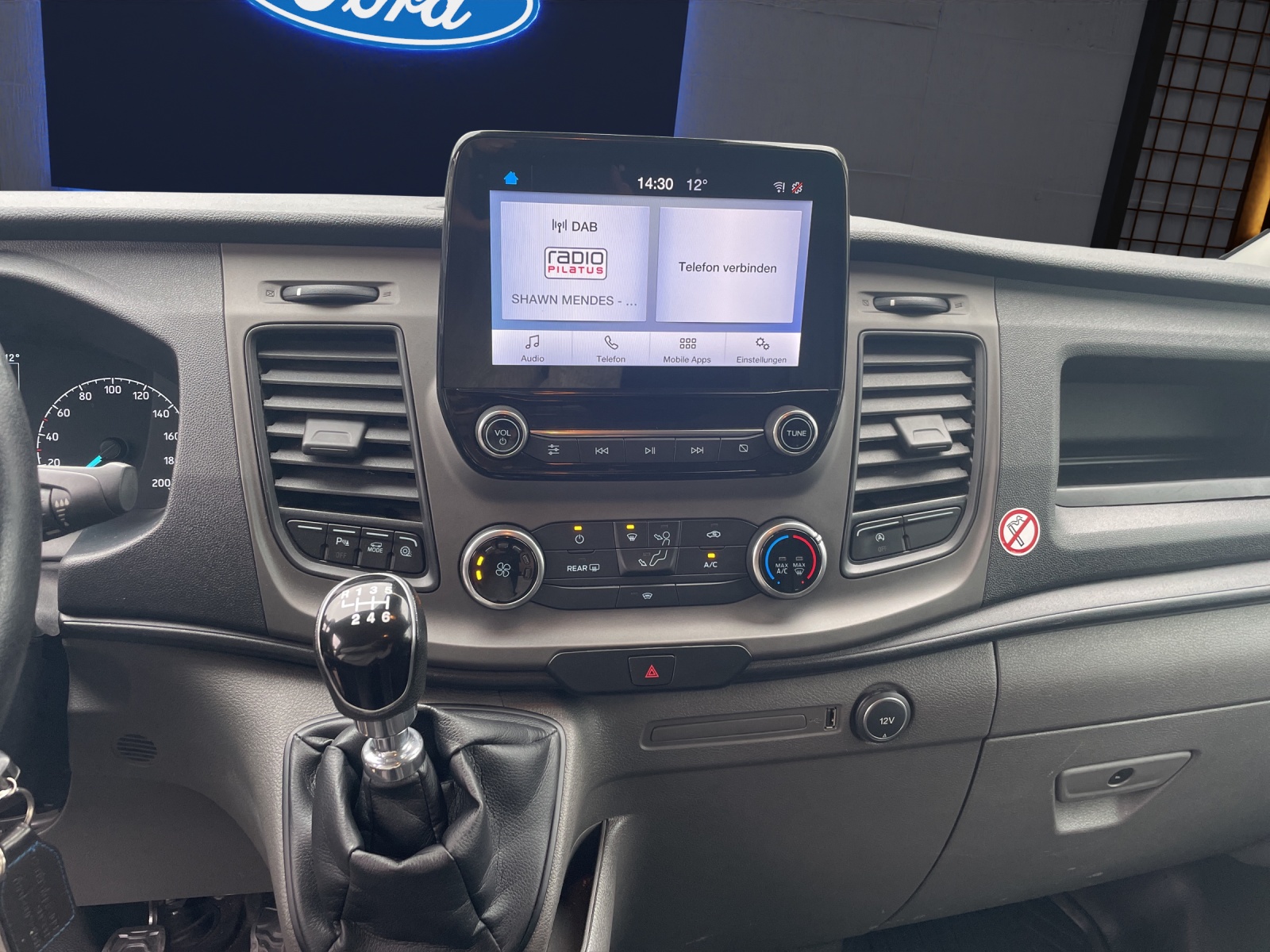 FORD Transit Custom Van 300 L1 2.0 TDCi 105 PS Trend-image-8