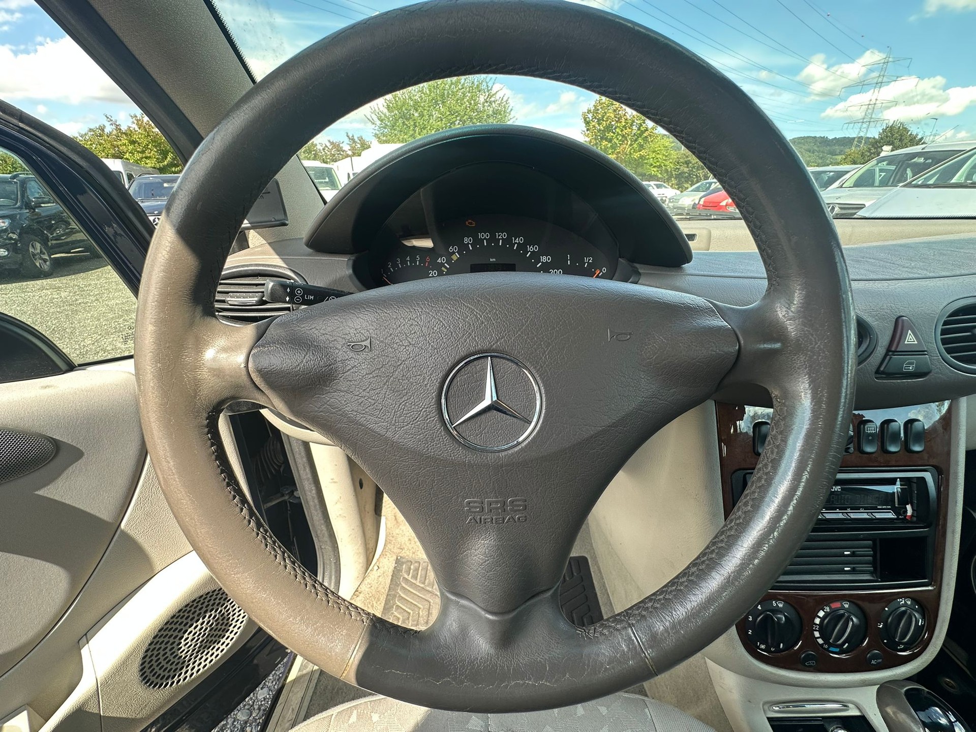 MERCEDES-BENZ A 190 L Elégance-image-6