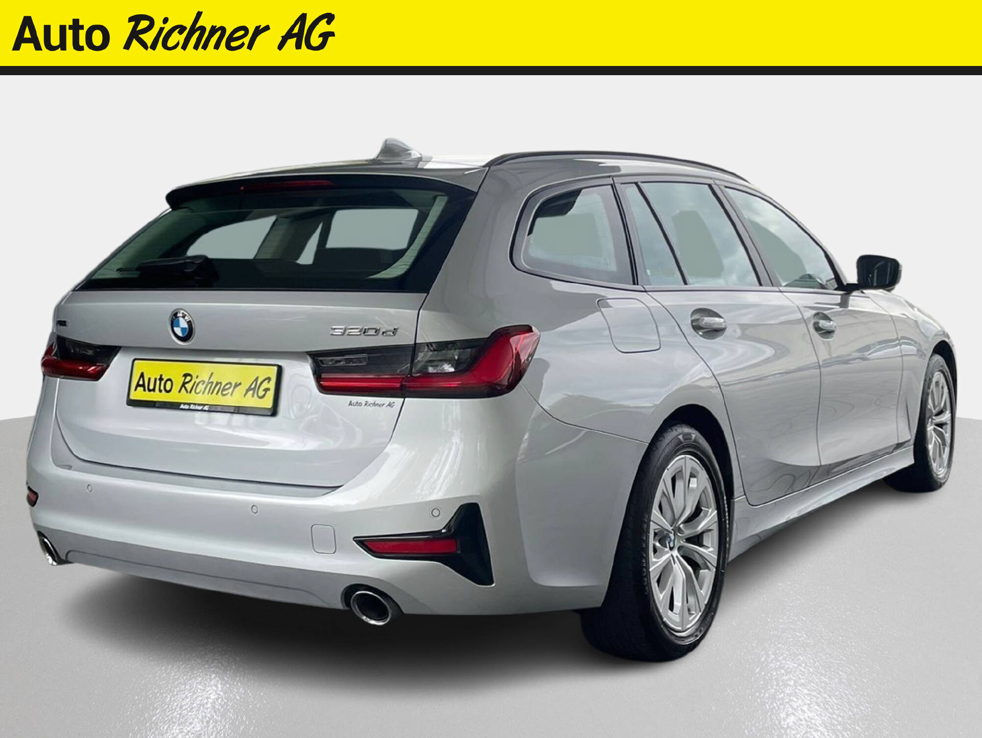 BMW 320d xDrive Touring-image-3