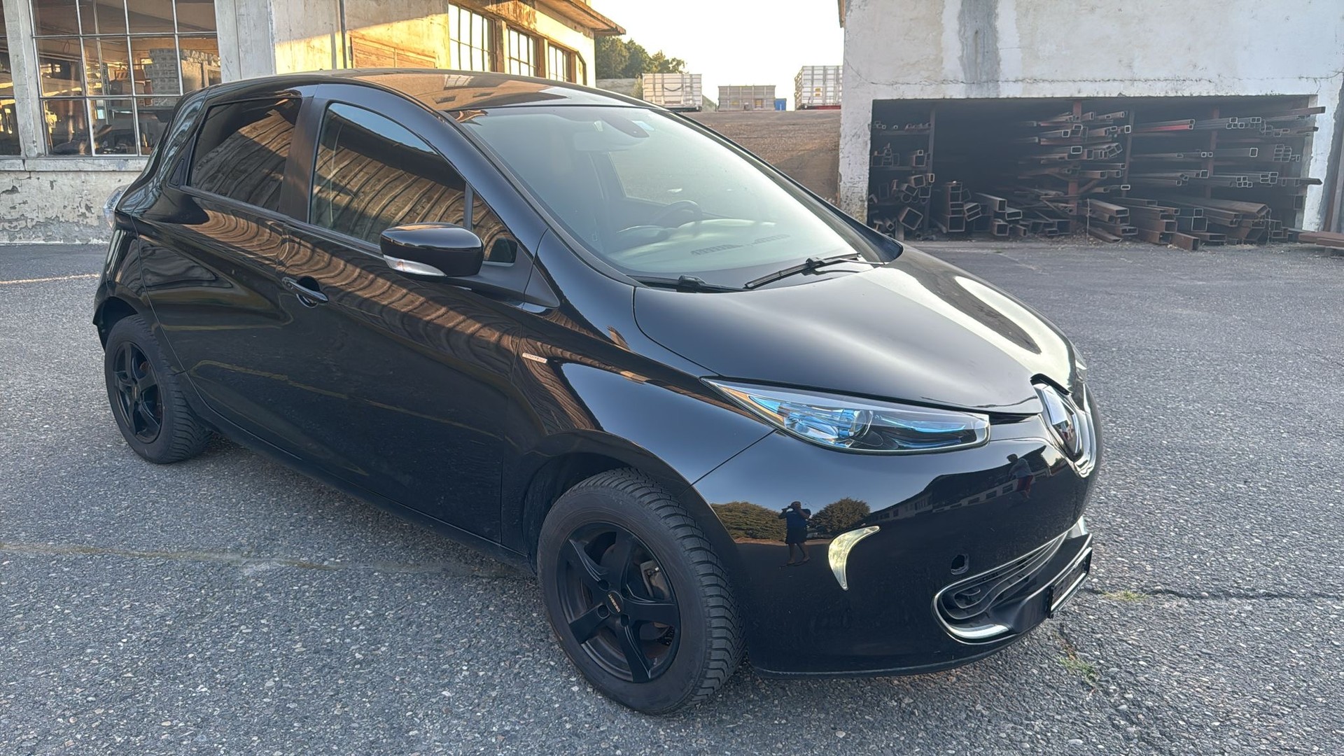 RENAULT Zoe Iconic R110 (incl. Batterie)-image-1