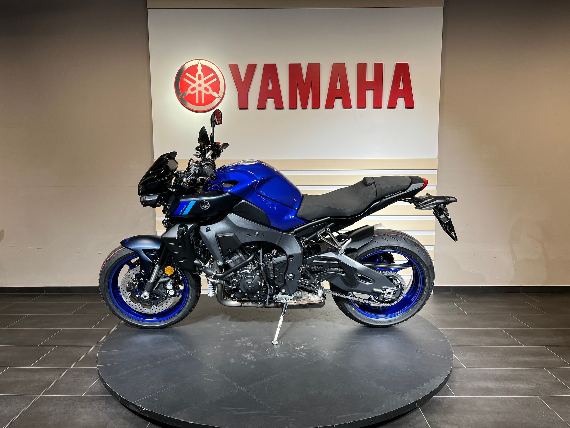 YAMAHA MT-10-image-4