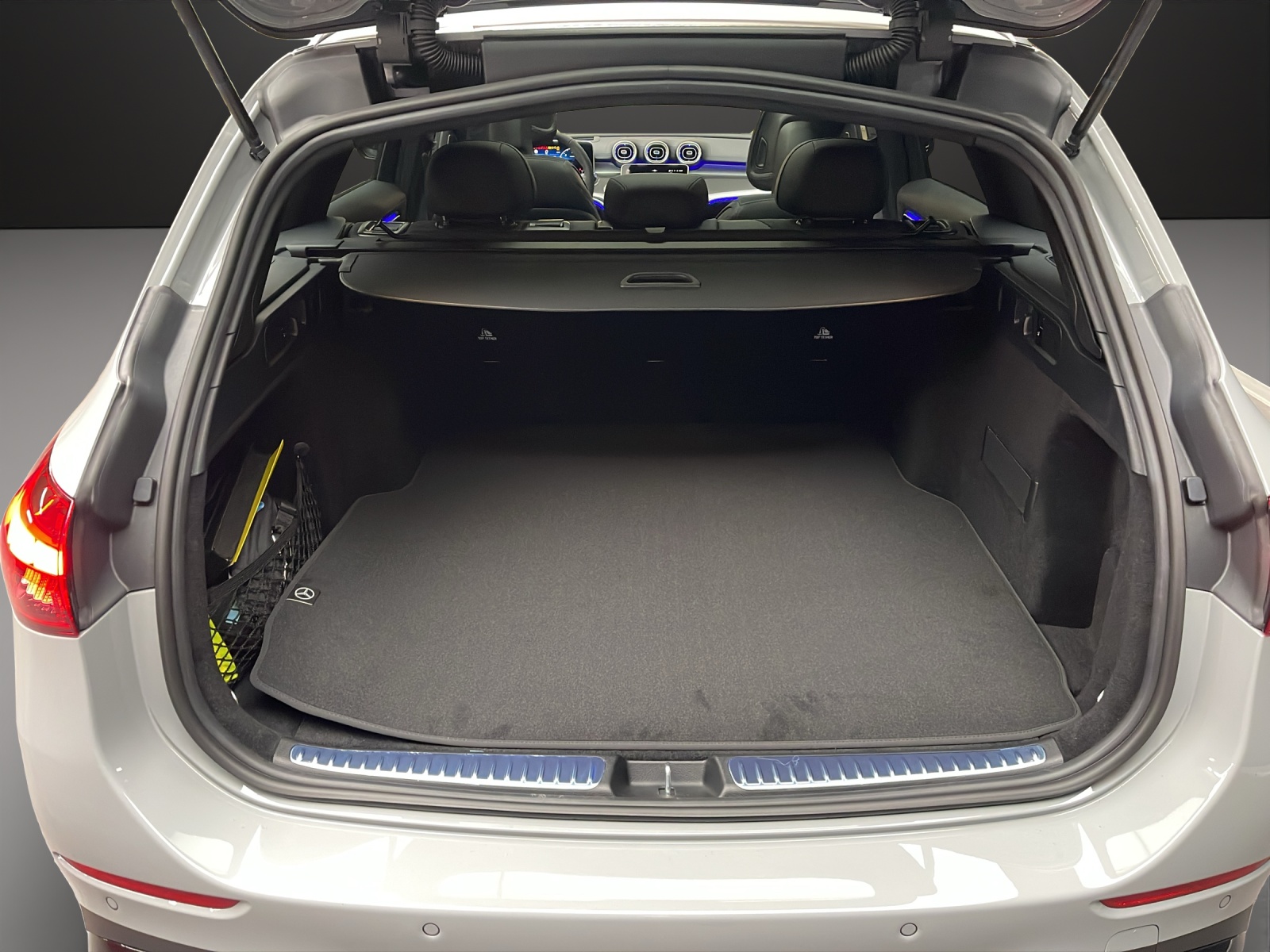 MERCEDES-BENZ C 220 d 4MATIC T-Modell Swiss Star-image-11