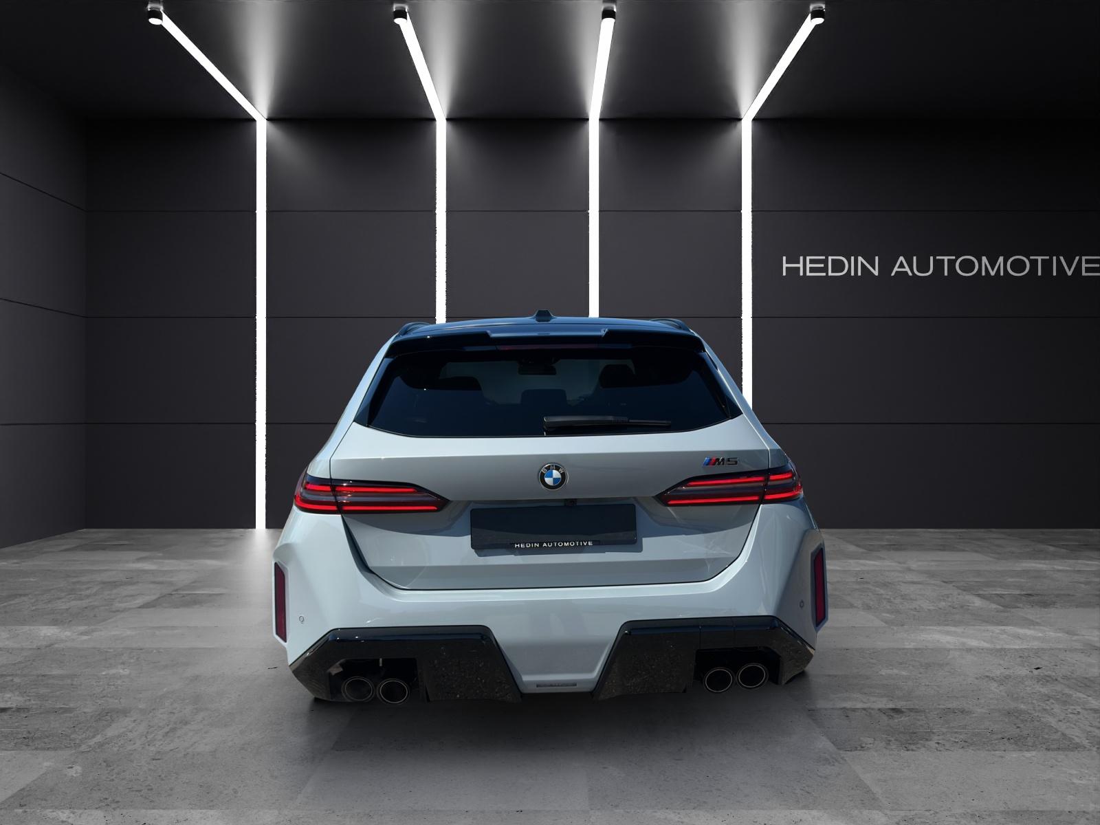 BMW M5 xDrive Touring-image-18