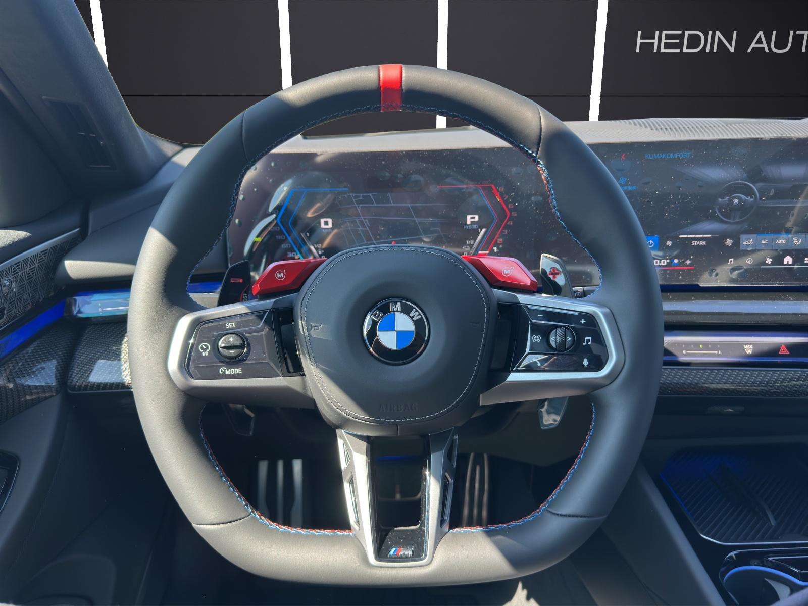 BMW M5 xDrive Touring-image-6