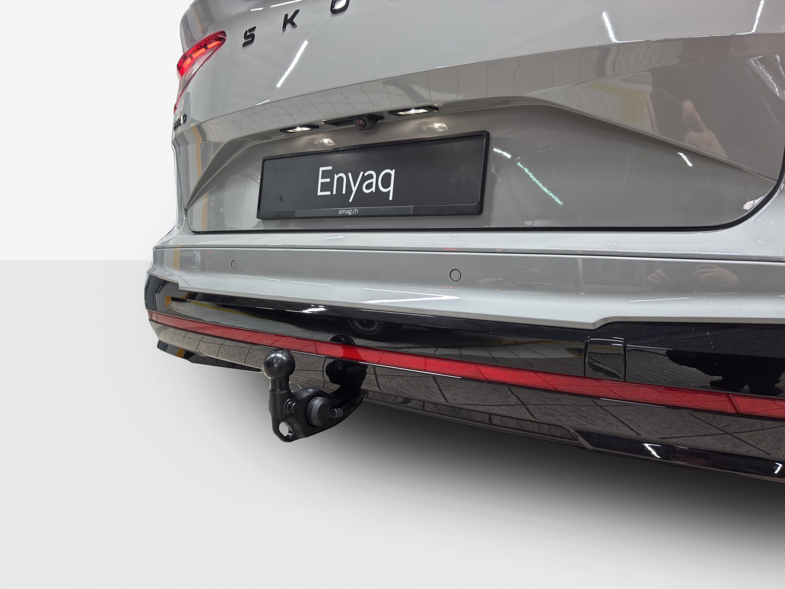 SKODA Enyaq 4x4 RS-image-15