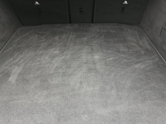 MERCEDES-BENZ E 220 d T 4M 9G-Tronic-image-10