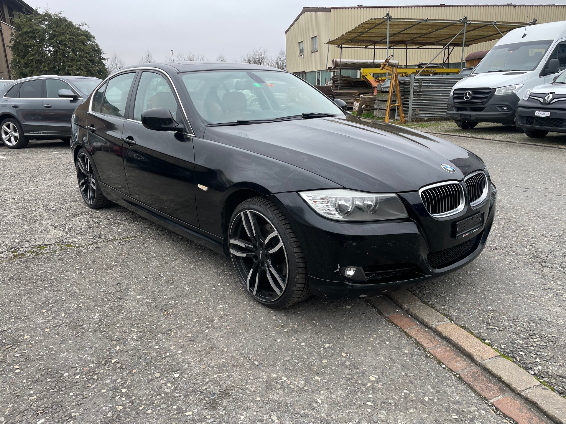 BMW 325i Steptronic-image-0