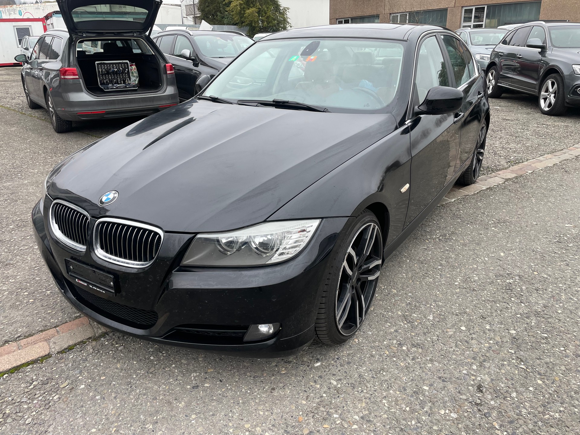 BMW 325i Steptronic-image-2