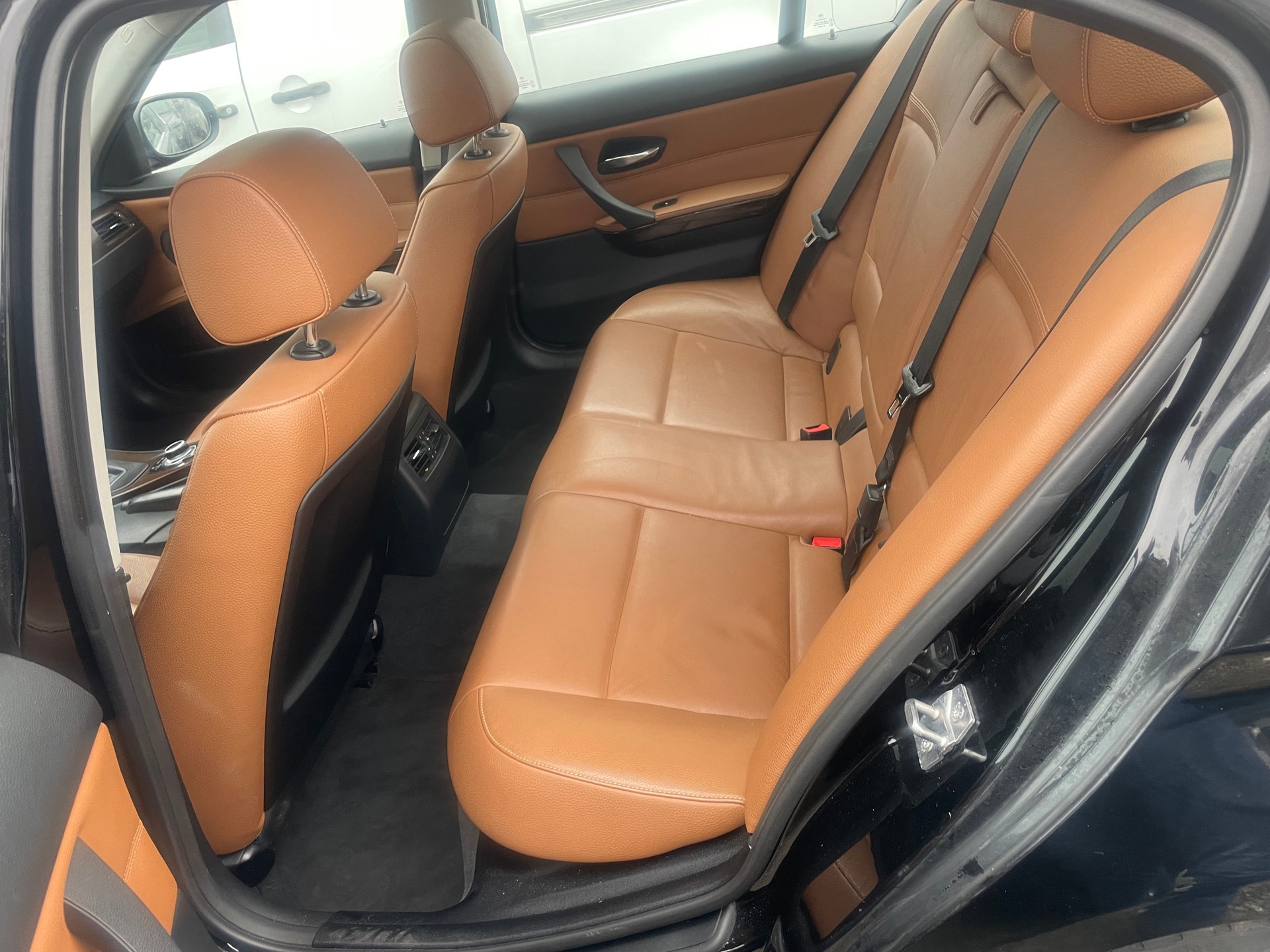 BMW 325i Steptronic-image-13