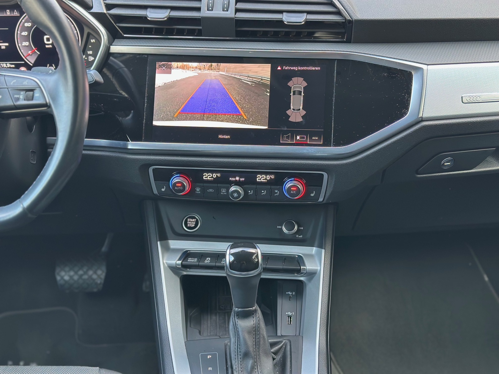 AUDI Q3 Sportback 35 TFSI S line Attraction S-tronic-image-10