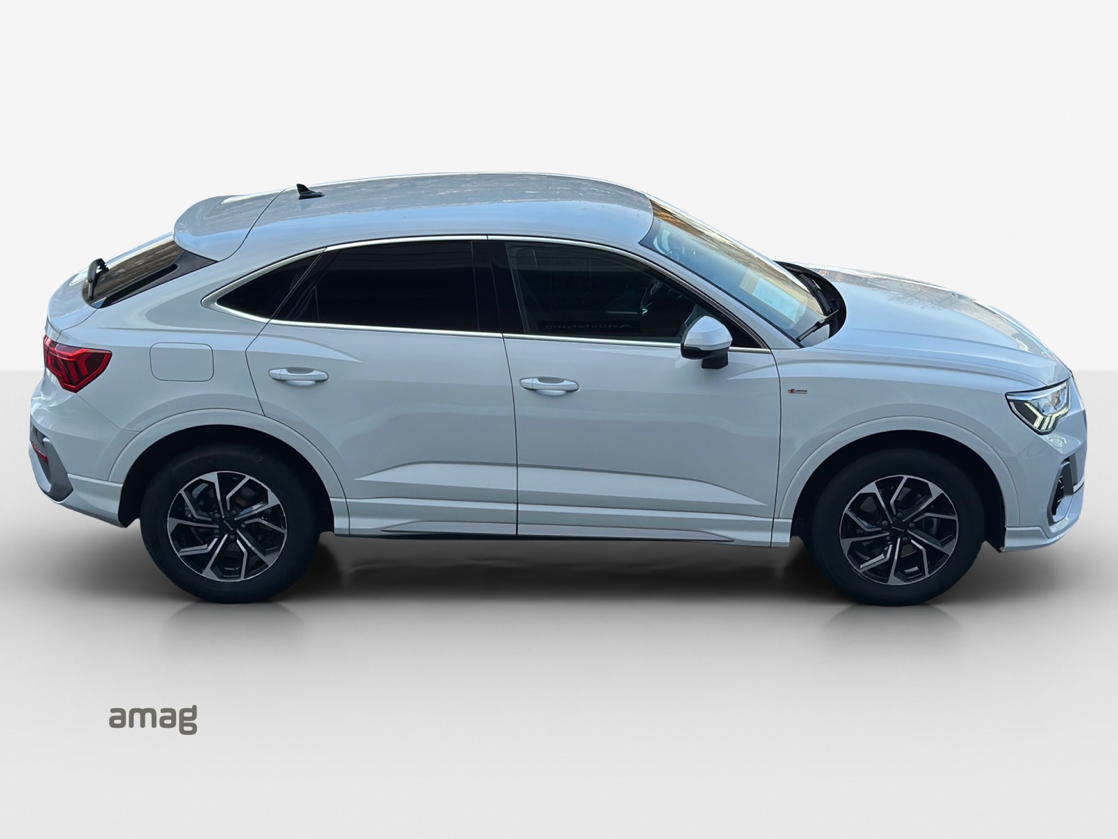 AUDI Q3 Sportback 35 TFSI S line Attraction S-tronic-image-14