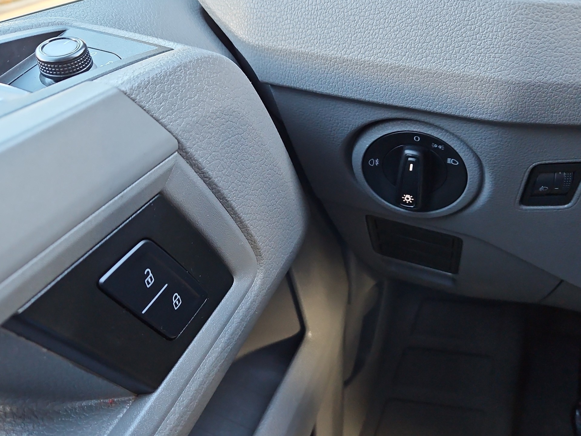 VW Crafter 35 2.0TDI Champ L3-image-15