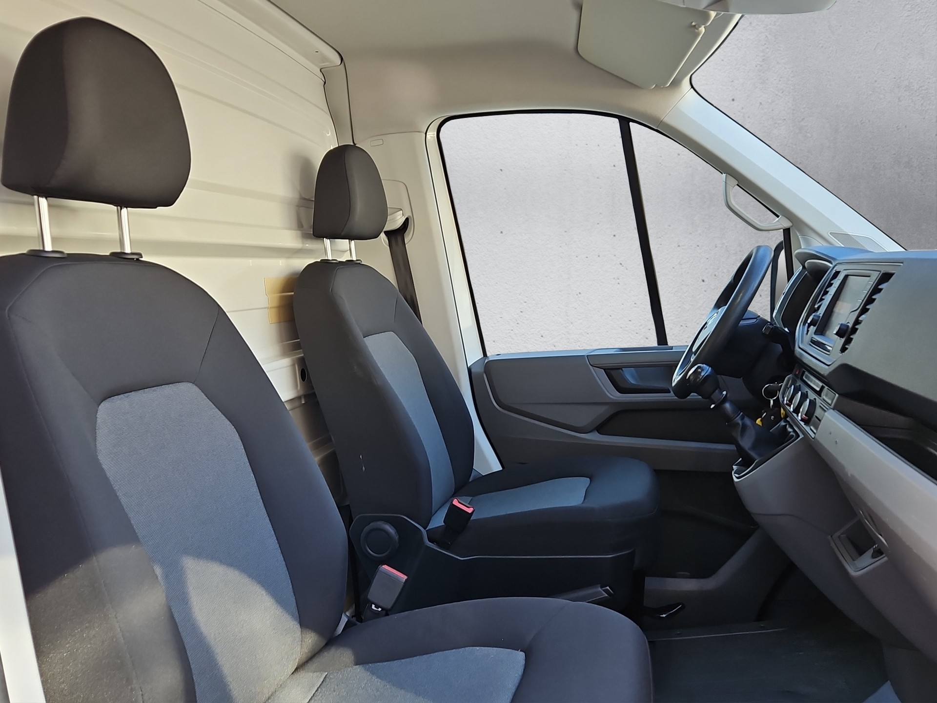 VW Crafter 35 2.0TDI Champ L3-image-18