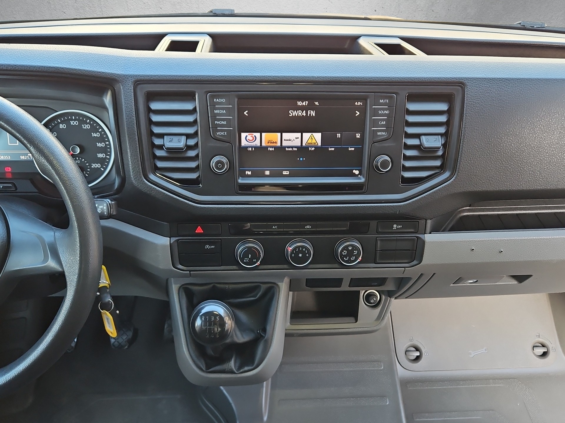 VW Crafter 35 2.0TDI Champ L3-image-11