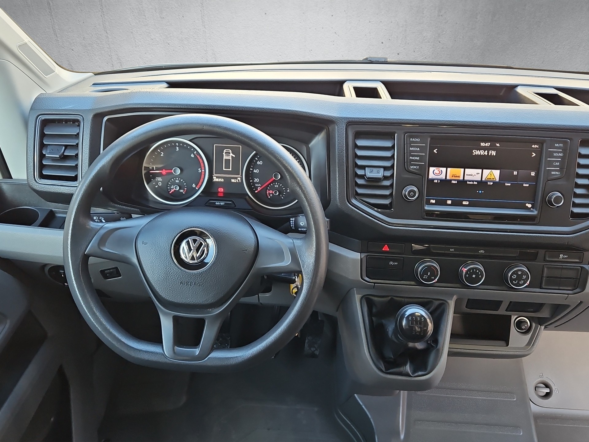 VW Crafter 35 2.0TDI Champ L3-image-10