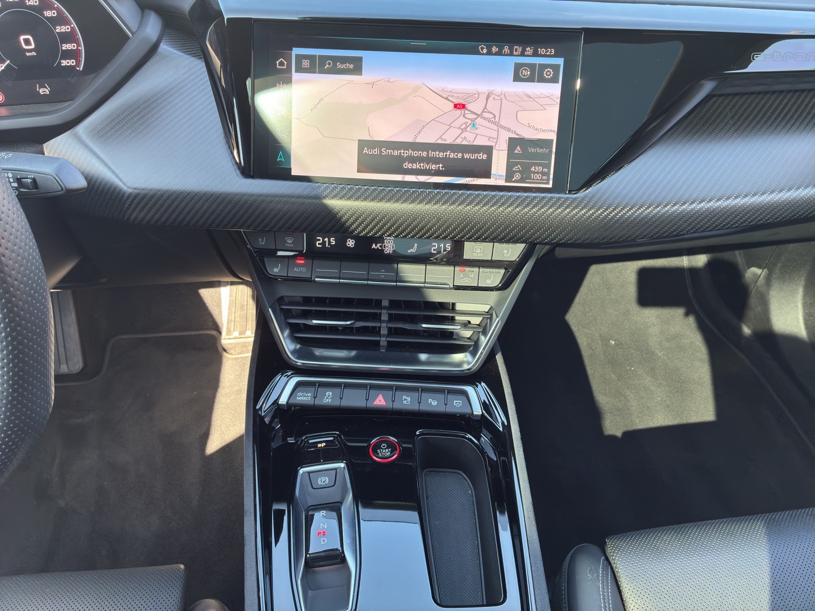 AUDI RS e-tron GT quattro-image-10