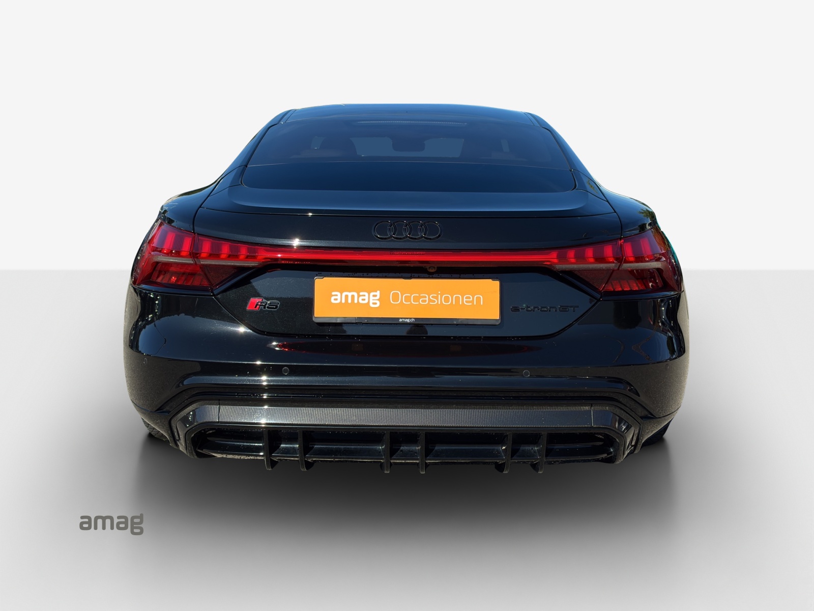 AUDI RS e-tron GT quattro-image-3