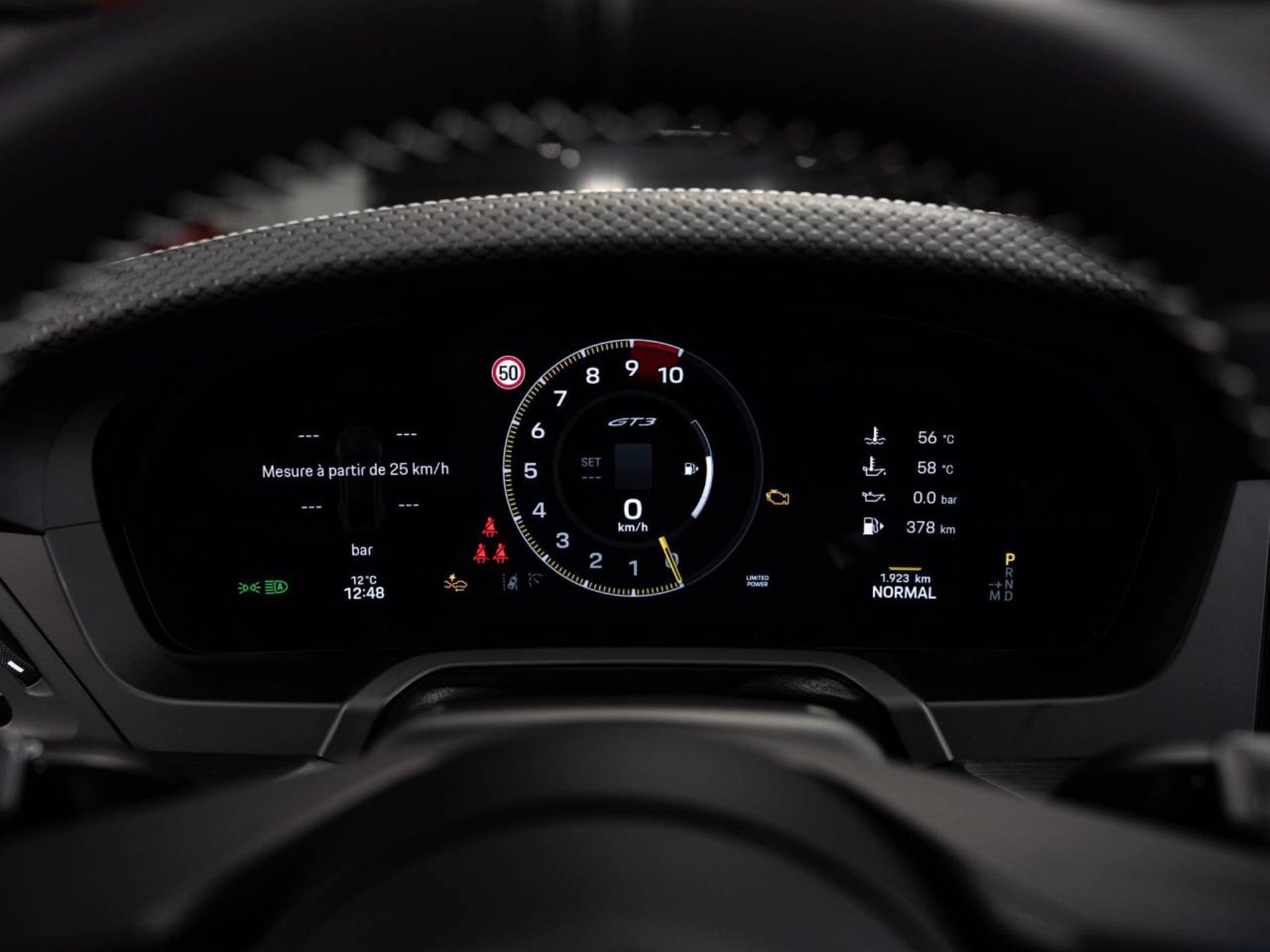 PORSCHE 911 GT3 avec Paquet Touring-image-18