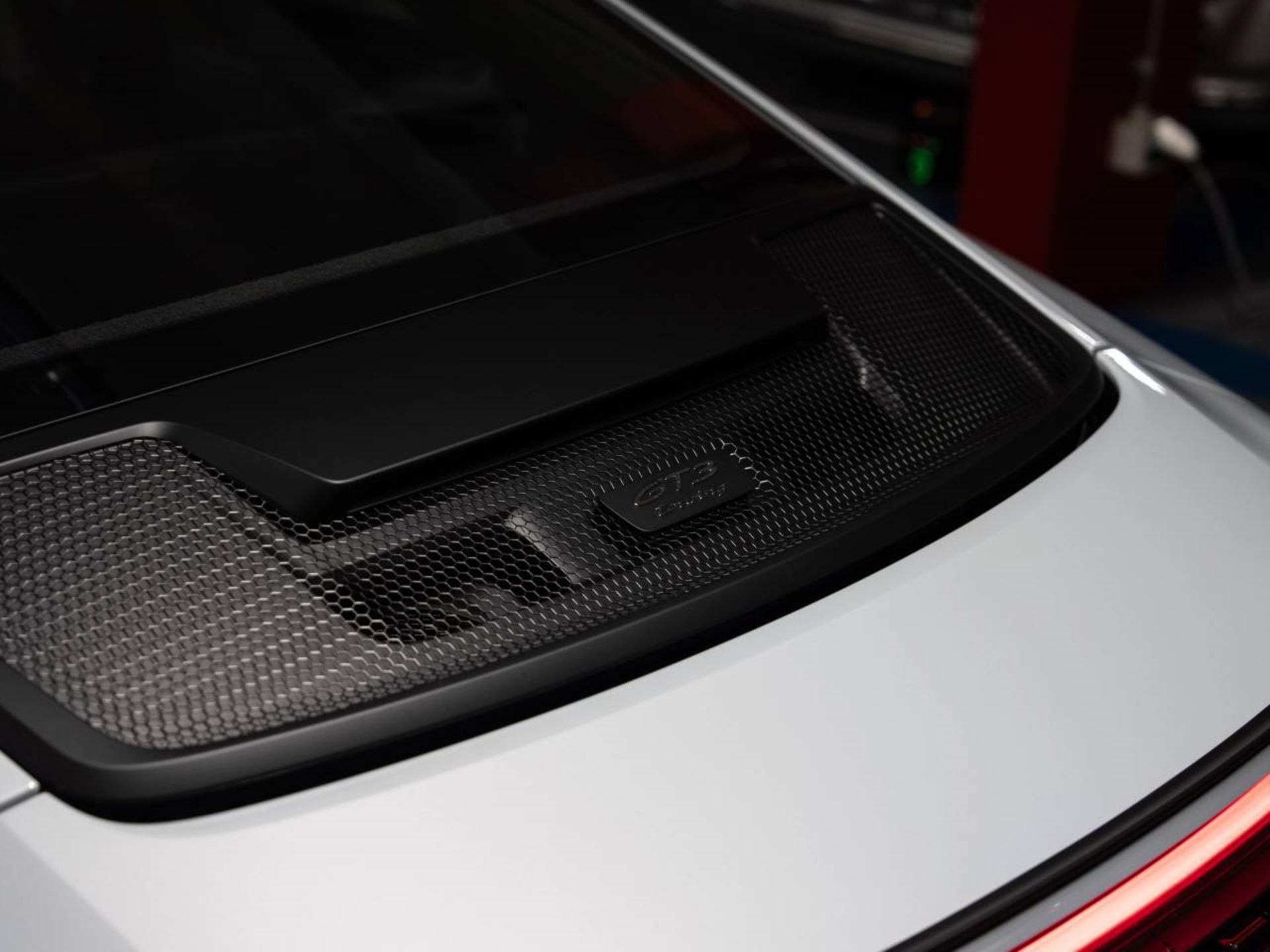 PORSCHE 911 GT3 avec Paquet Touring-image-26