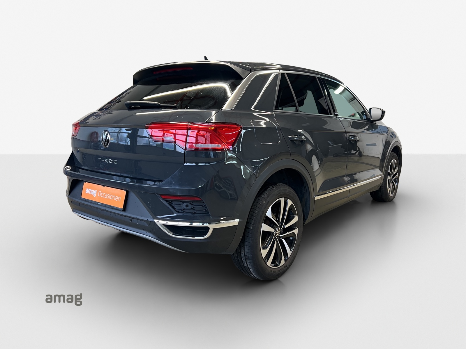 VW T-Roc 1.0 TSI Advance-image-5