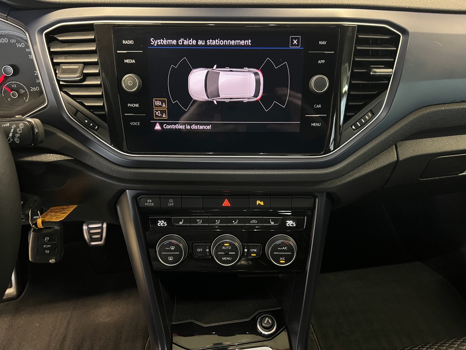 VW T-Roc 1.0 TSI Advance-image-9