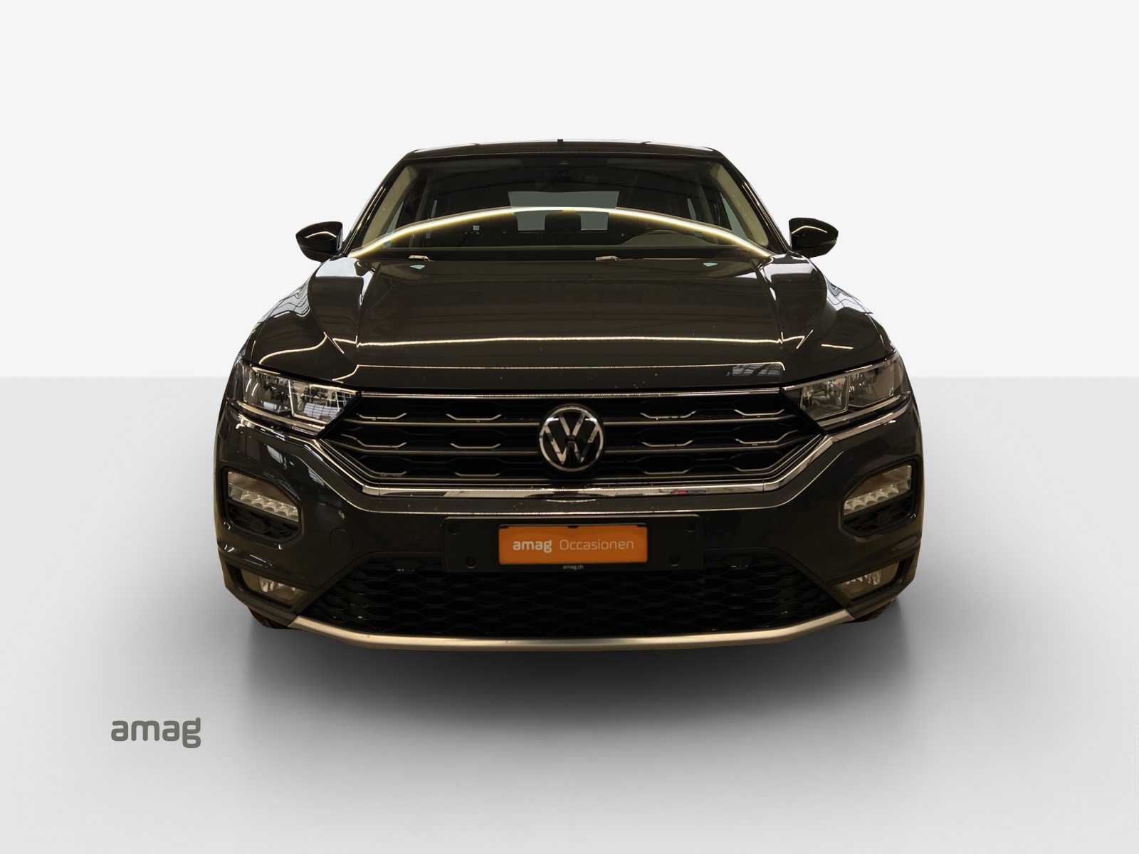 VW T-Roc 1.0 TSI Advance-image-0
